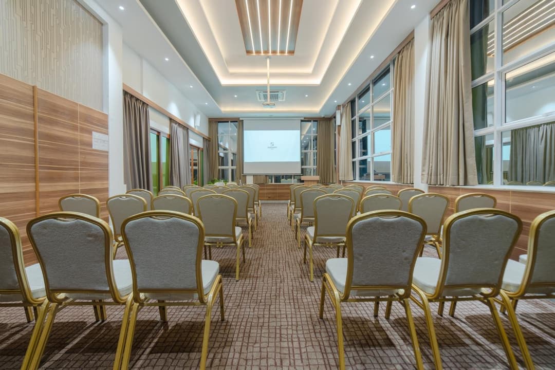 Samann Host - View 18