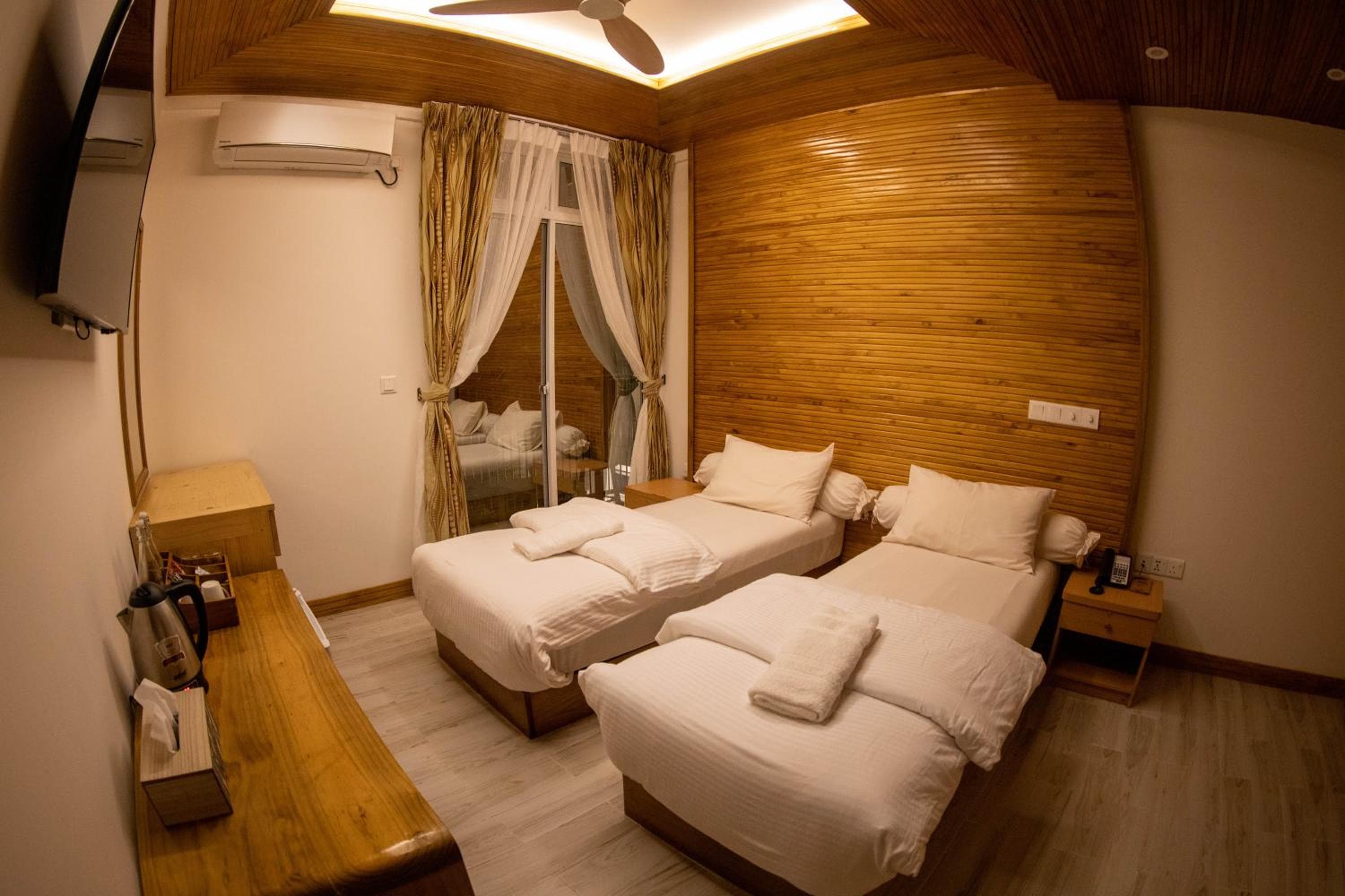 PERLA Dhangethi - View 126