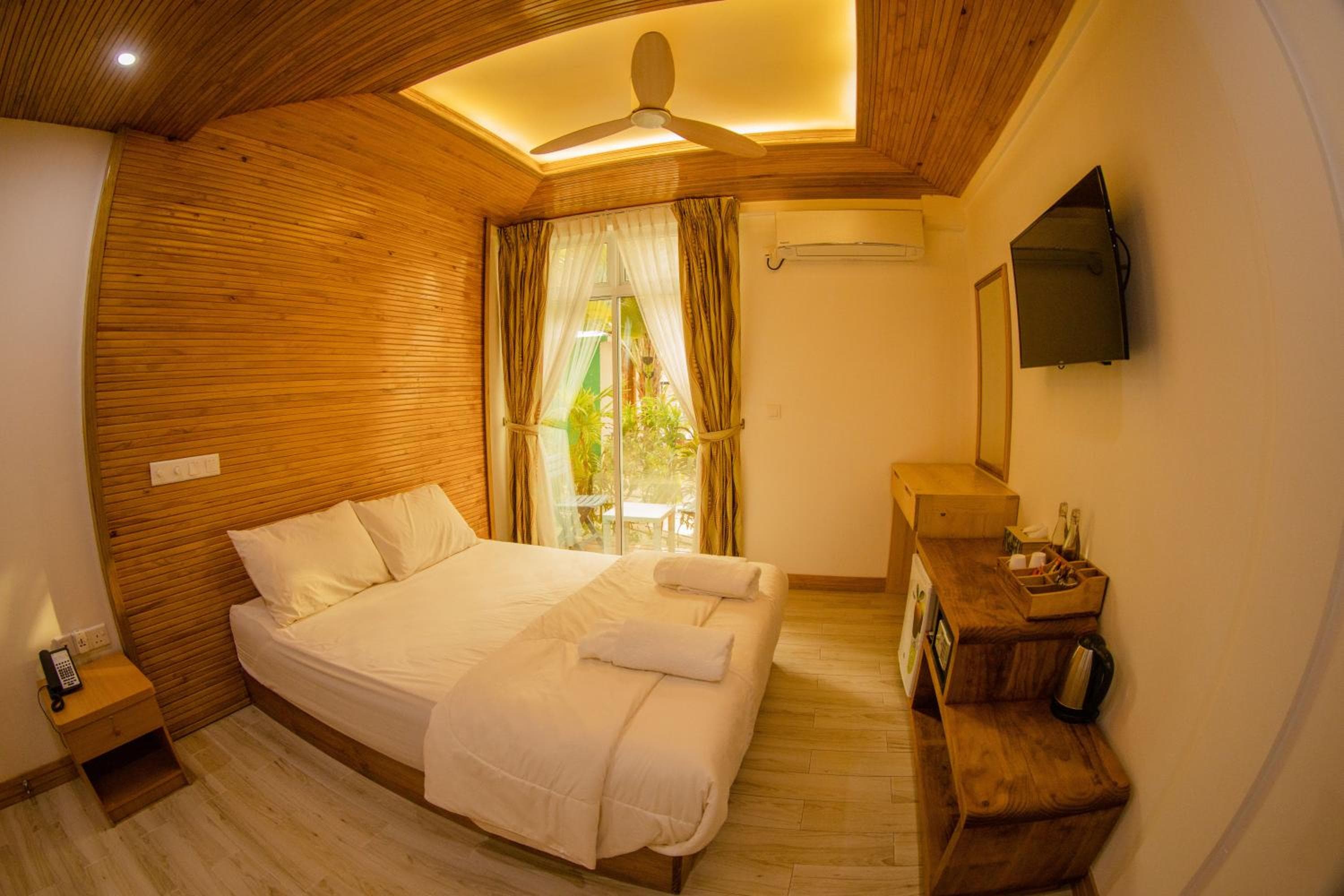 PERLA Dhangethi - View 128