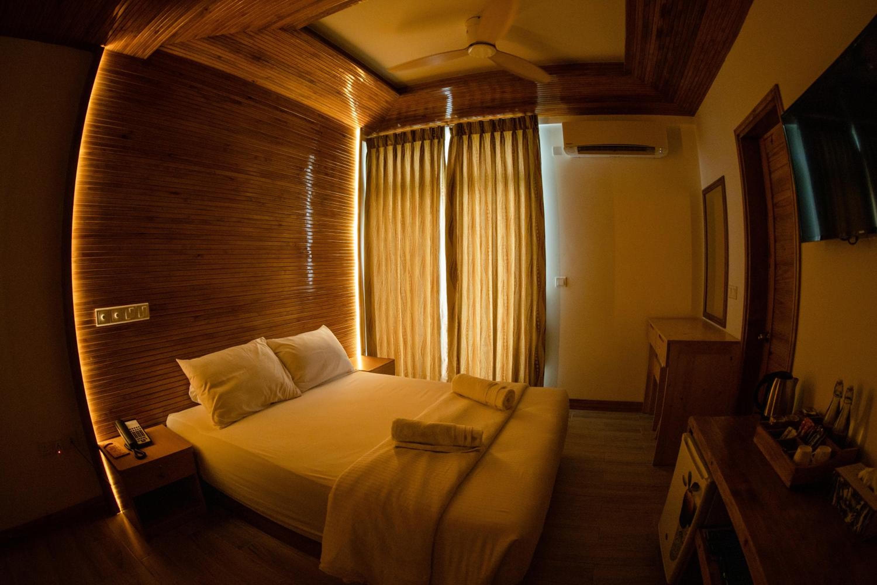 PERLA Dhangethi - View 130