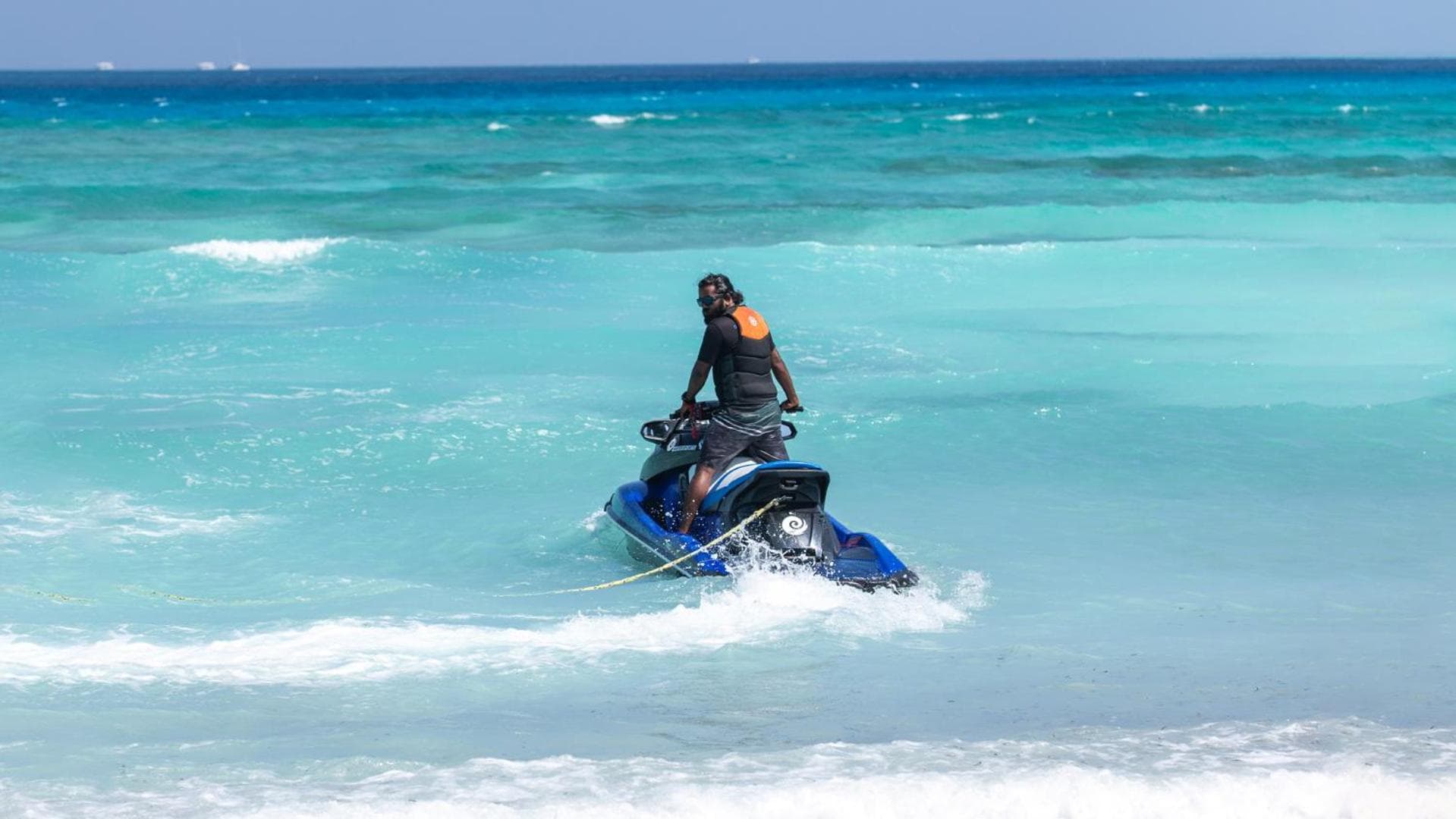 Arena Beach Hotel - View 9