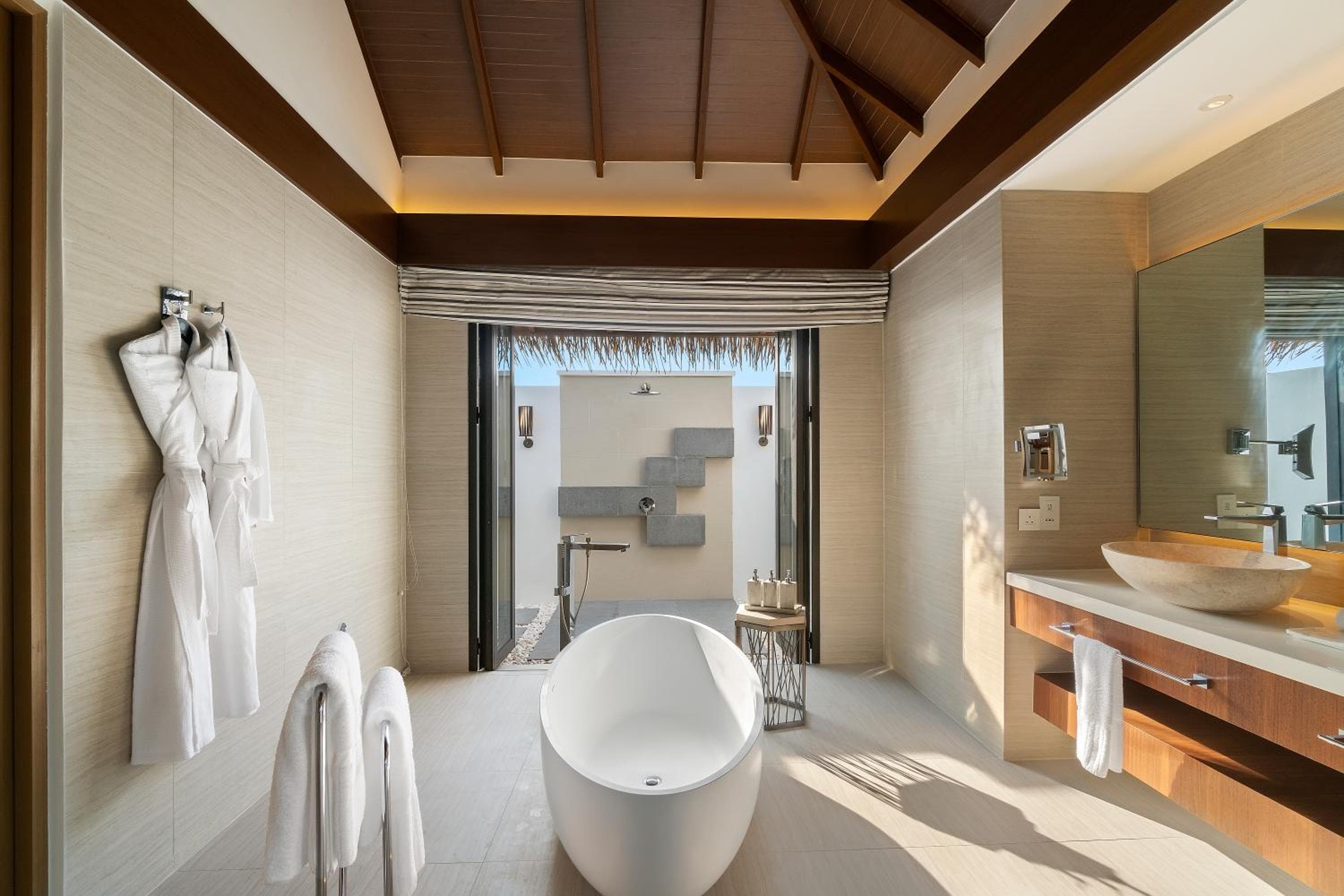 Pullman Maldives Maamutaa - All-Inclusive Resort - 50 percent off Domestic Transfers - View 33