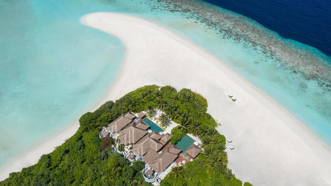 Anantara Kihavah Maldives Villas - View 10