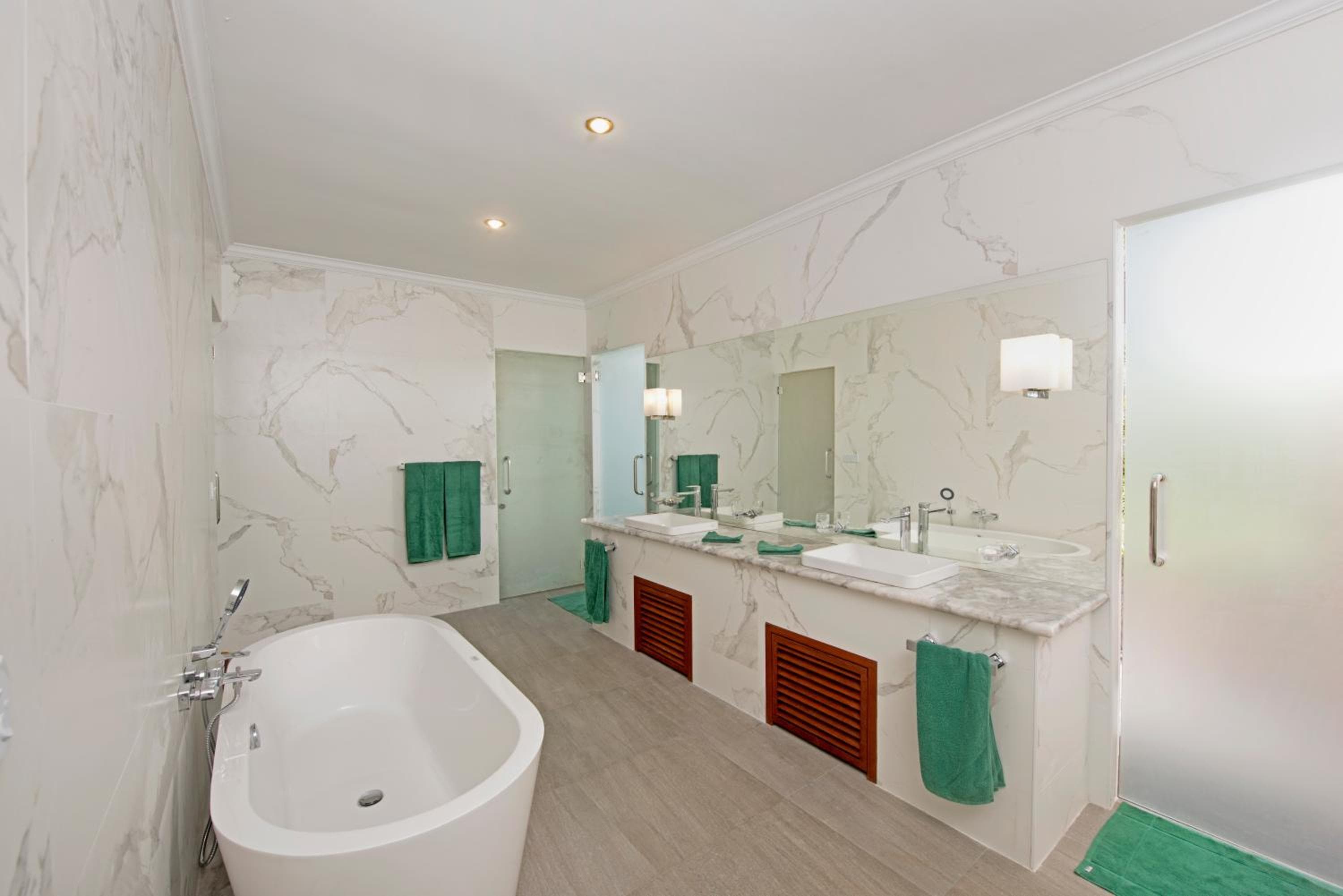 Thulhagiri Island Resort & Spa - View 10