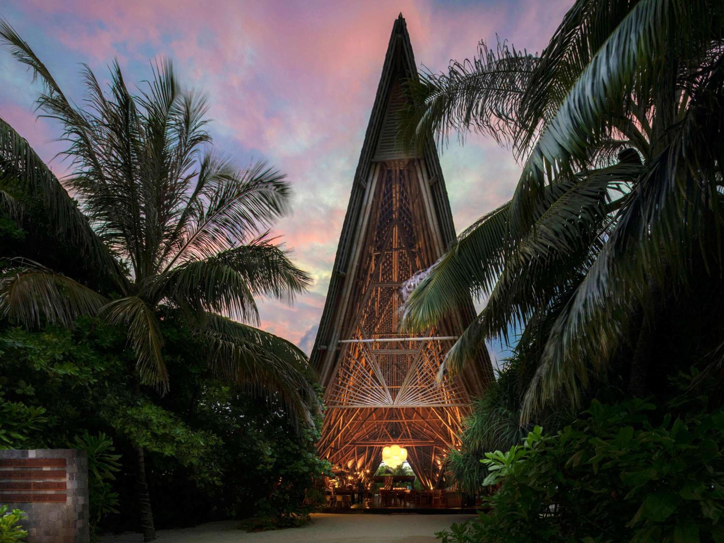 Kuredhivaru Resort and Spa - Maldives - View 117