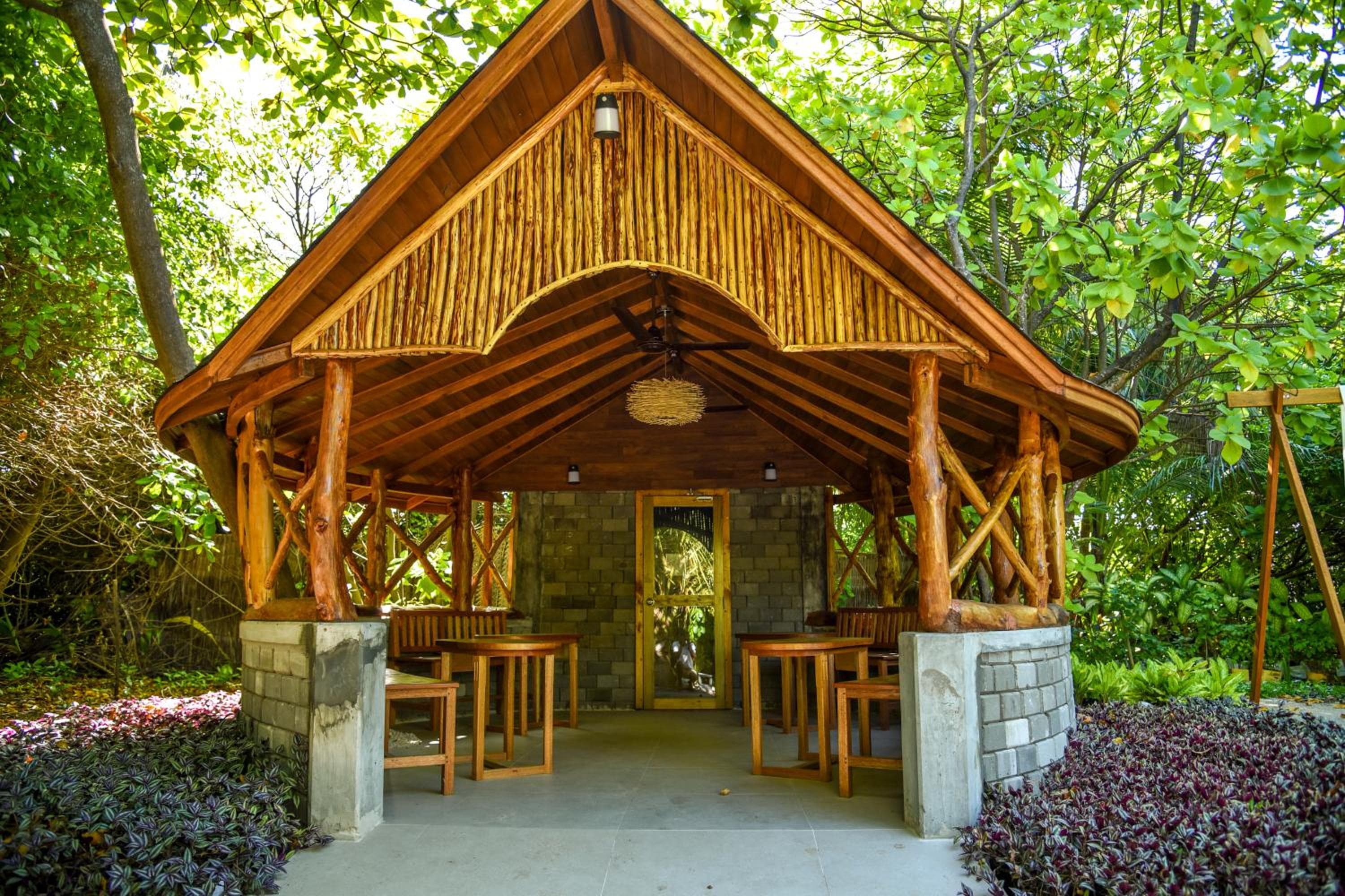 Reethi Faru Resort - View 43