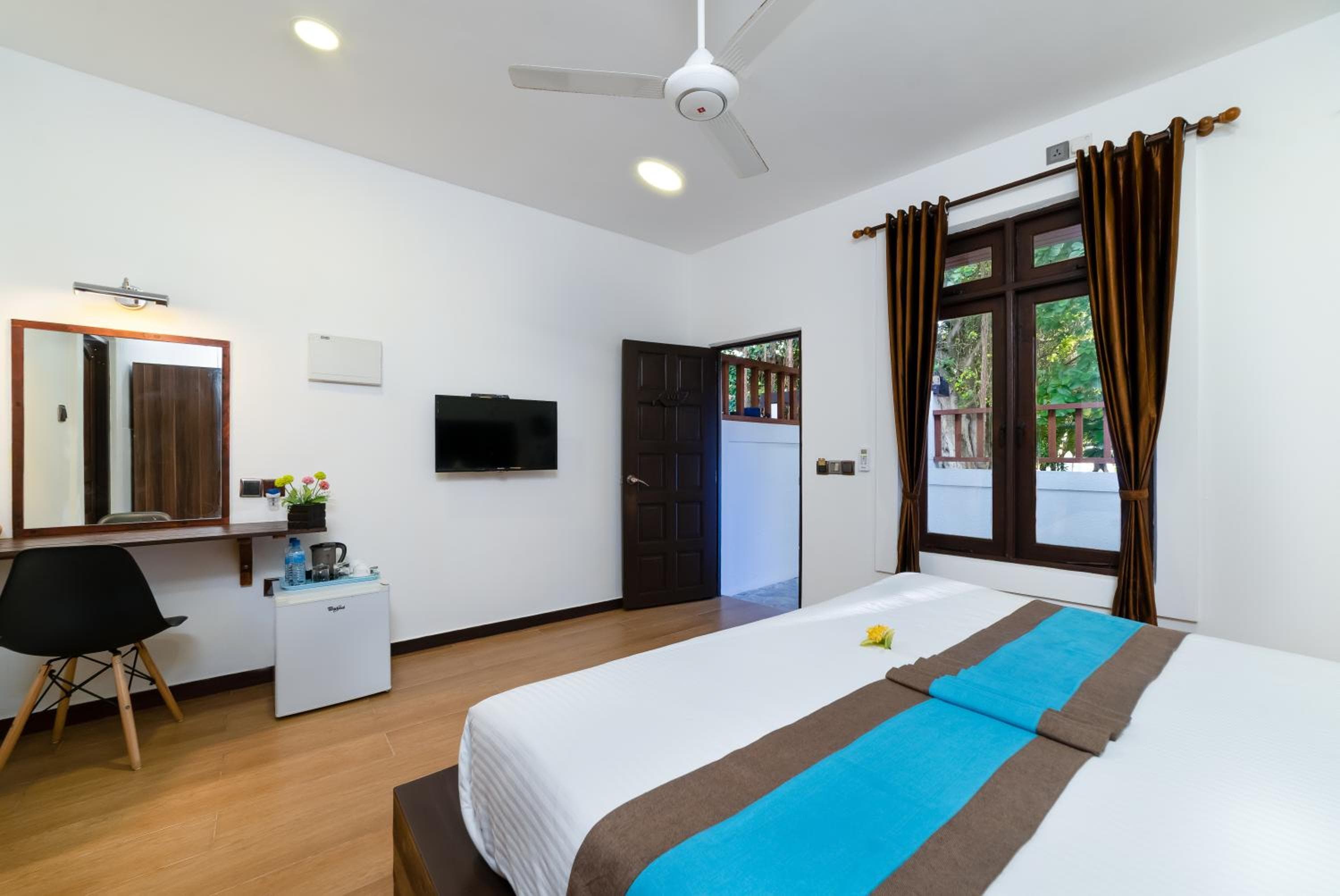 Salt Villa Ukulhas - View 13