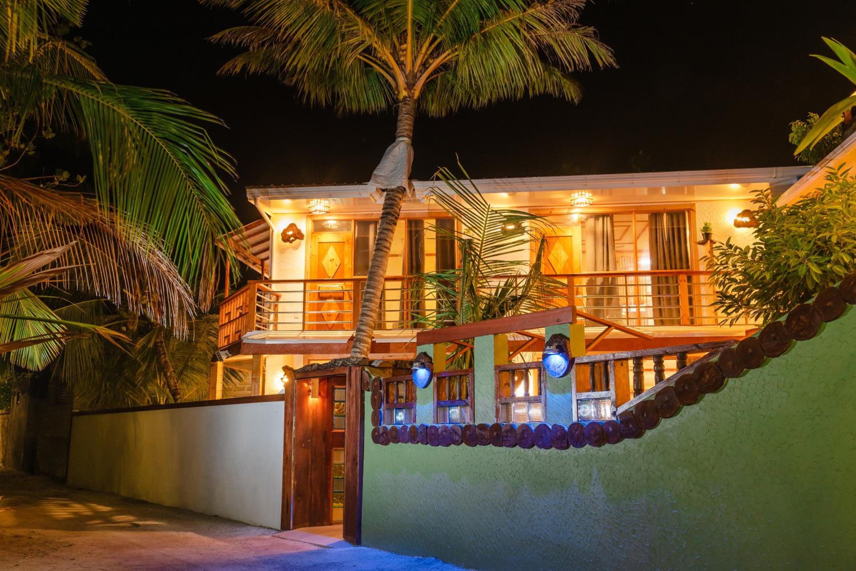 Dhamana Beach - View 9