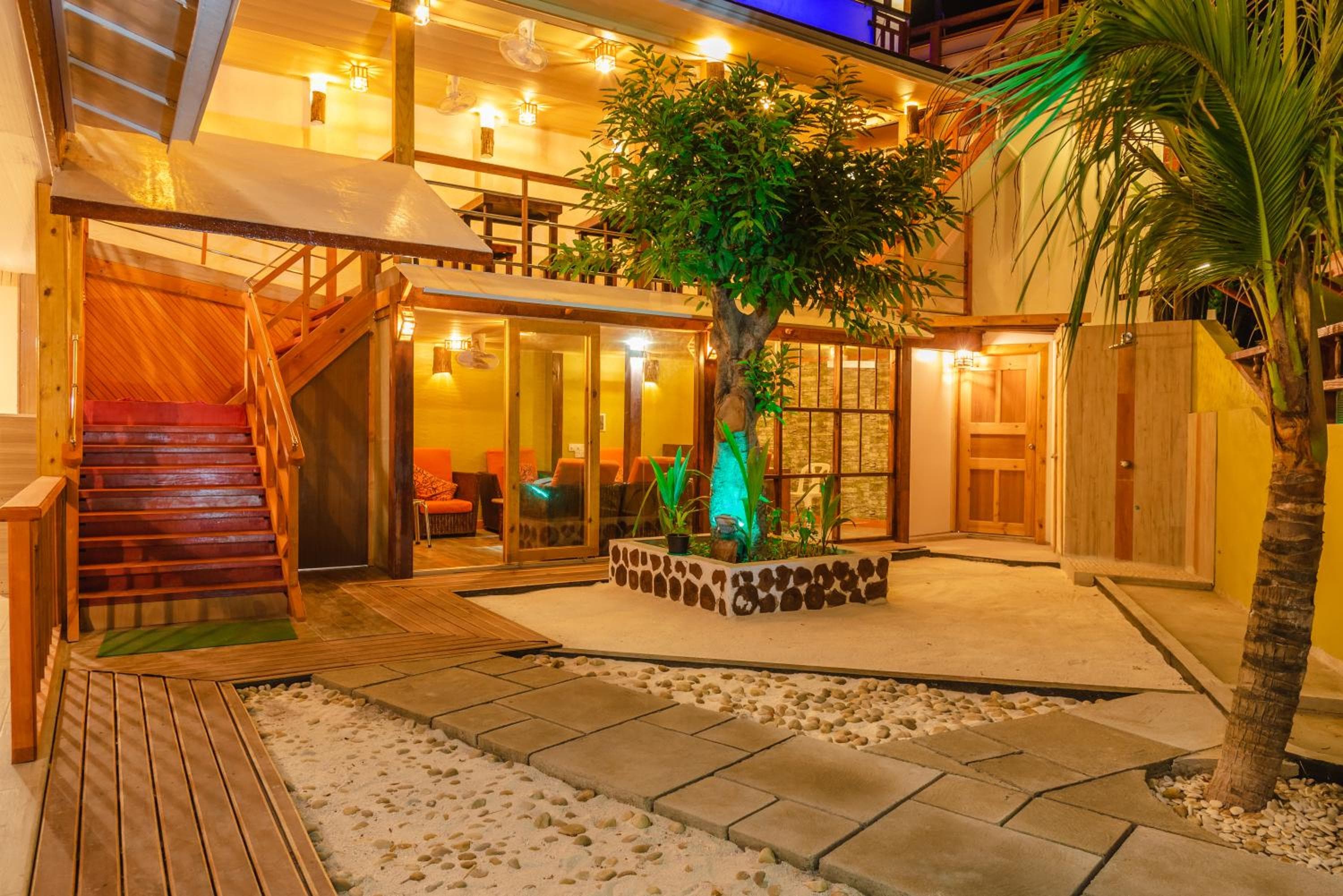 Dhamana Beach - View 4