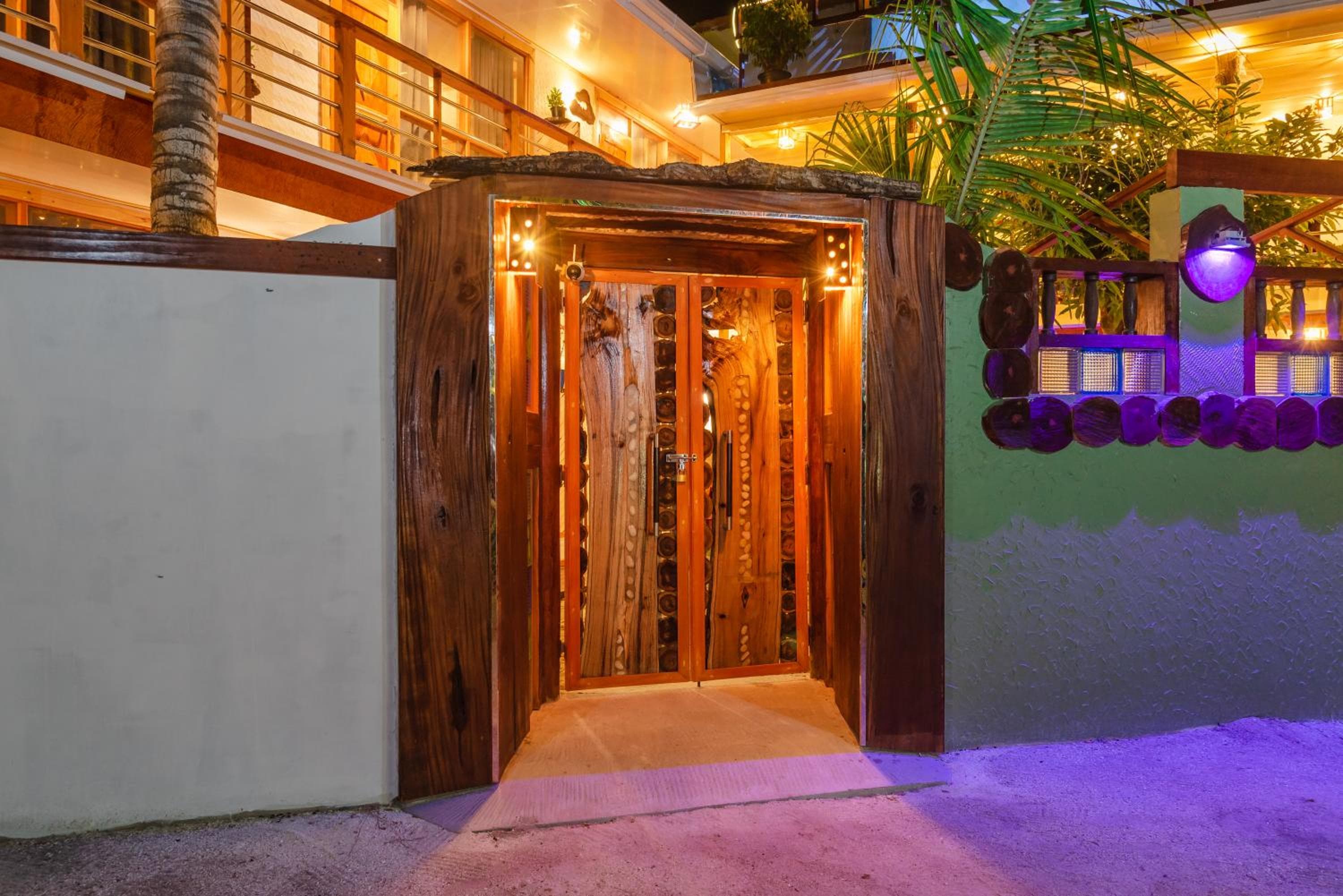 Dhamana Beach - View 6