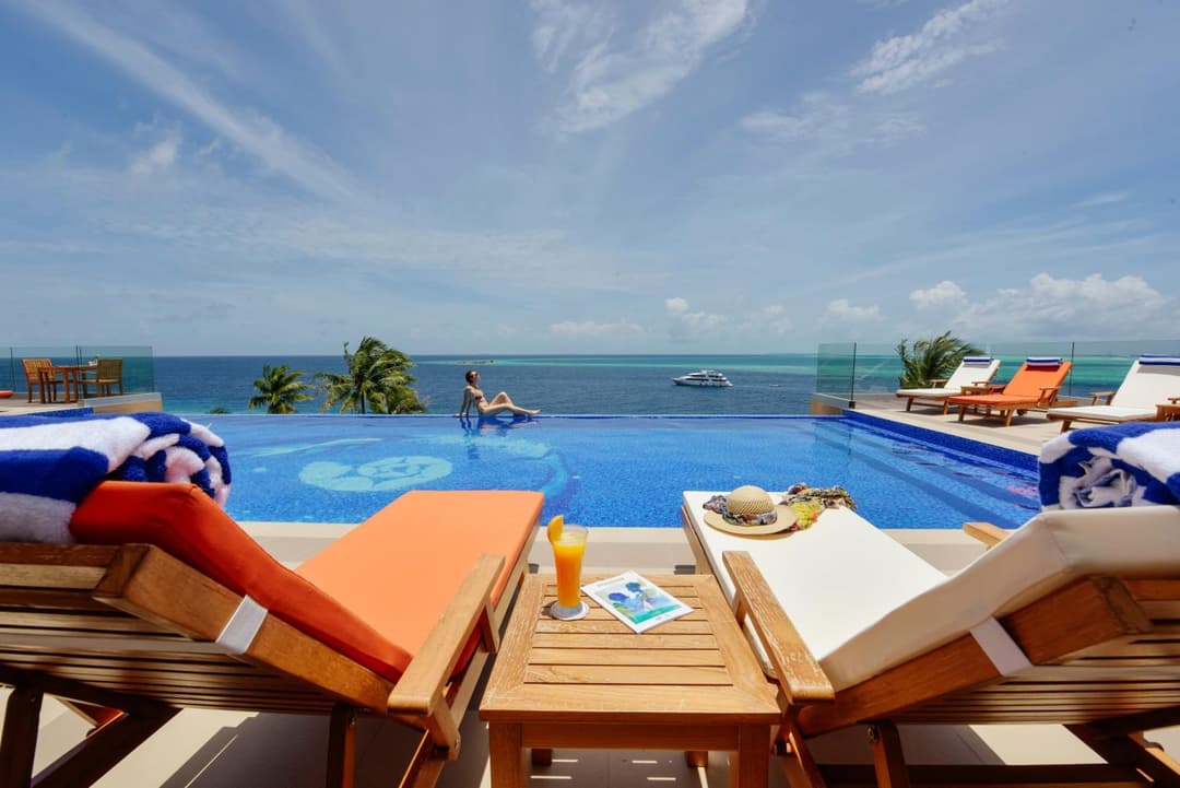Season Paradise - View 1