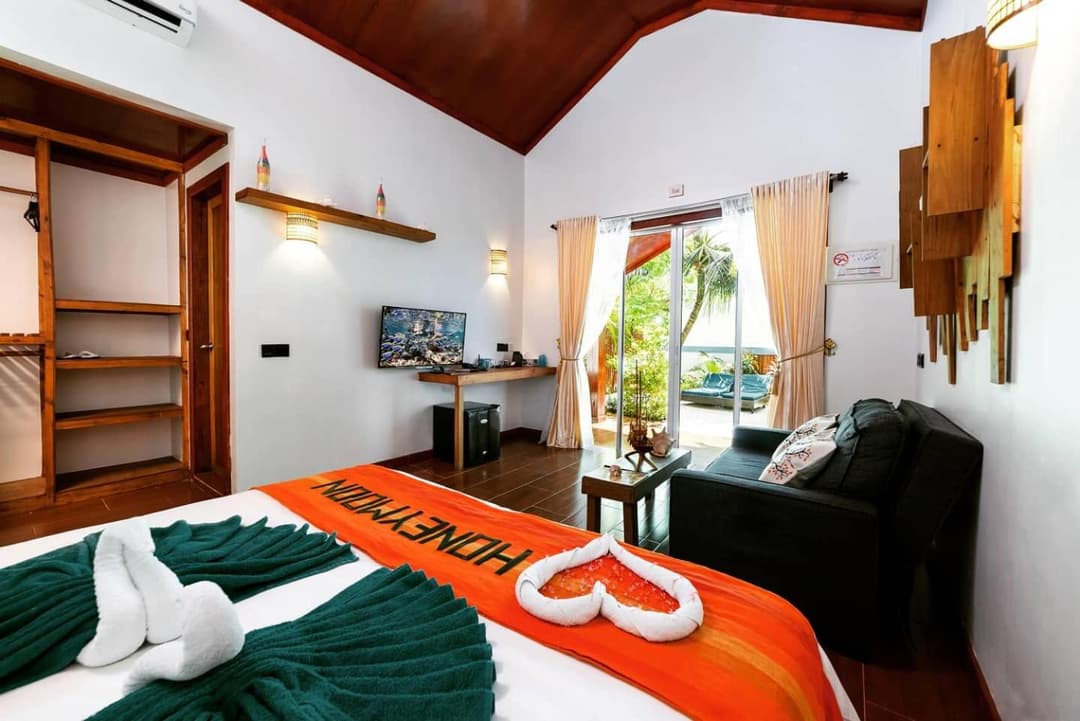 Beach Villa Ukulhas - View 6