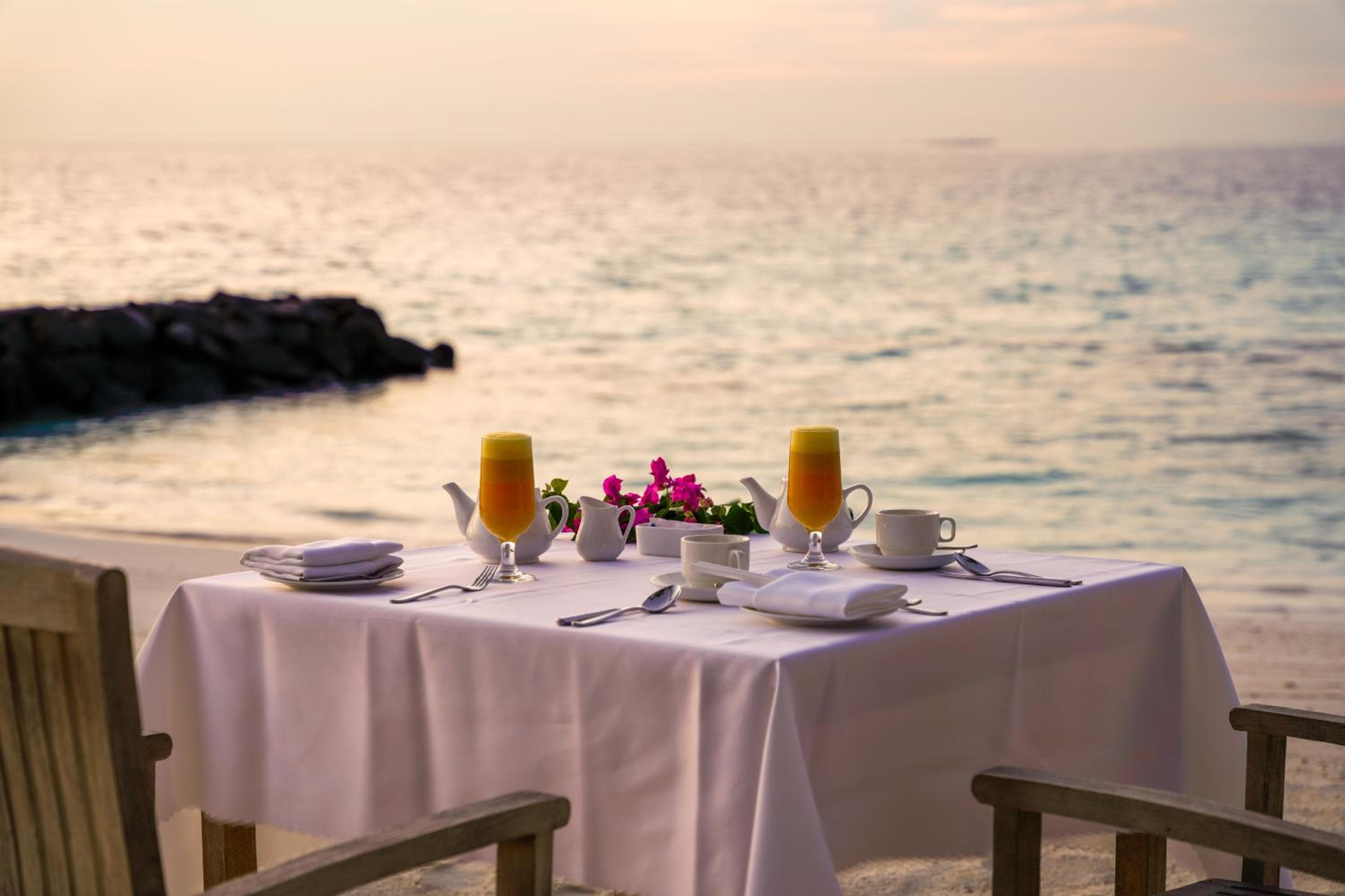 Fiyavalhu Resort Maldives - View 12