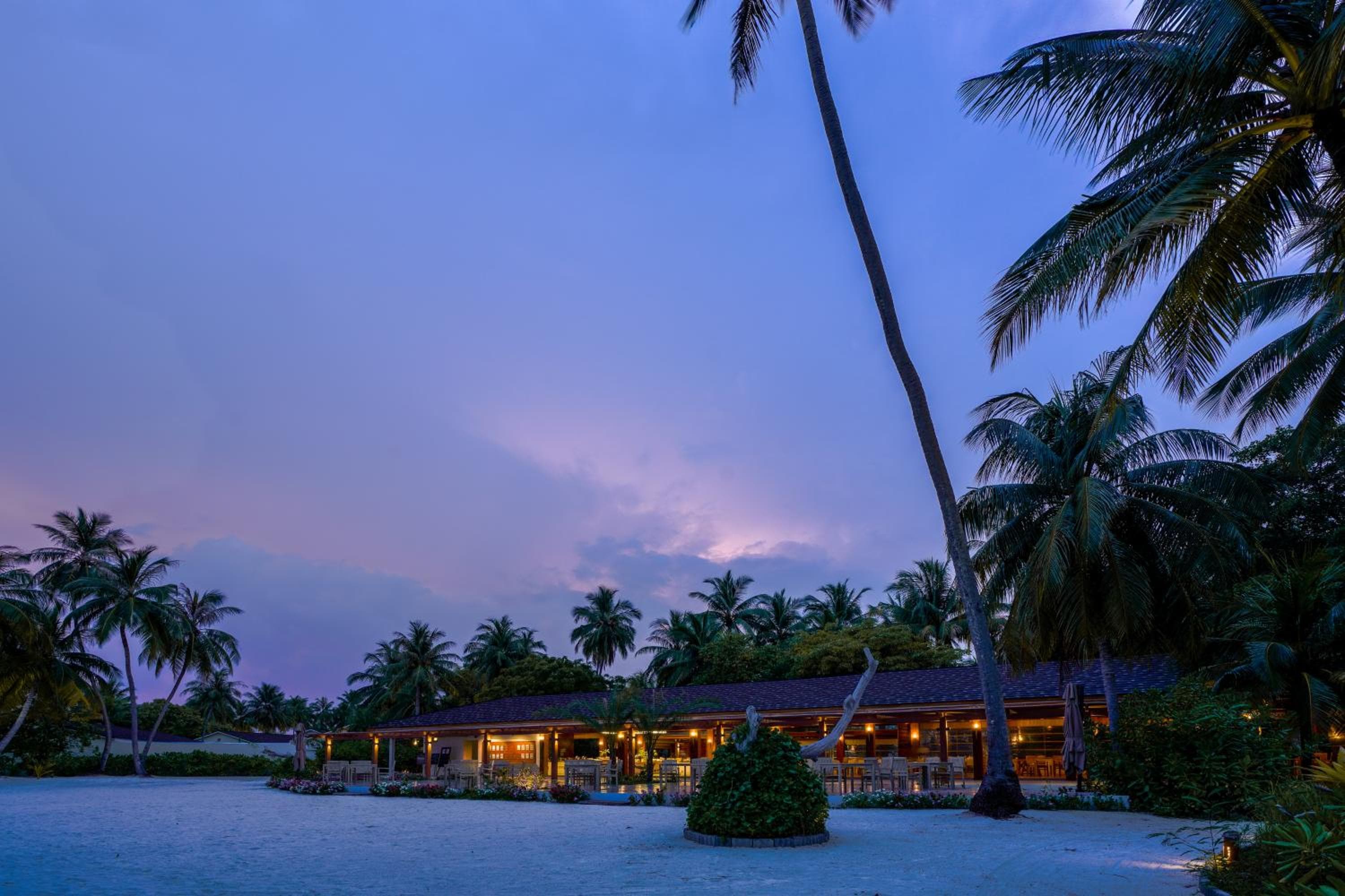 Fiyavalhu Resort Maldives - View 48