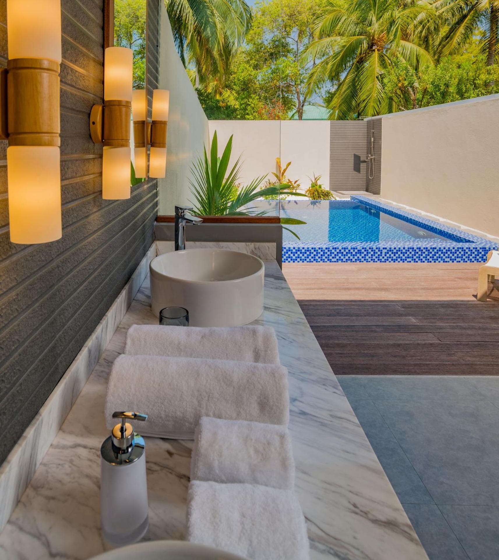 Fiyavalhu Resort Maldives - View 58