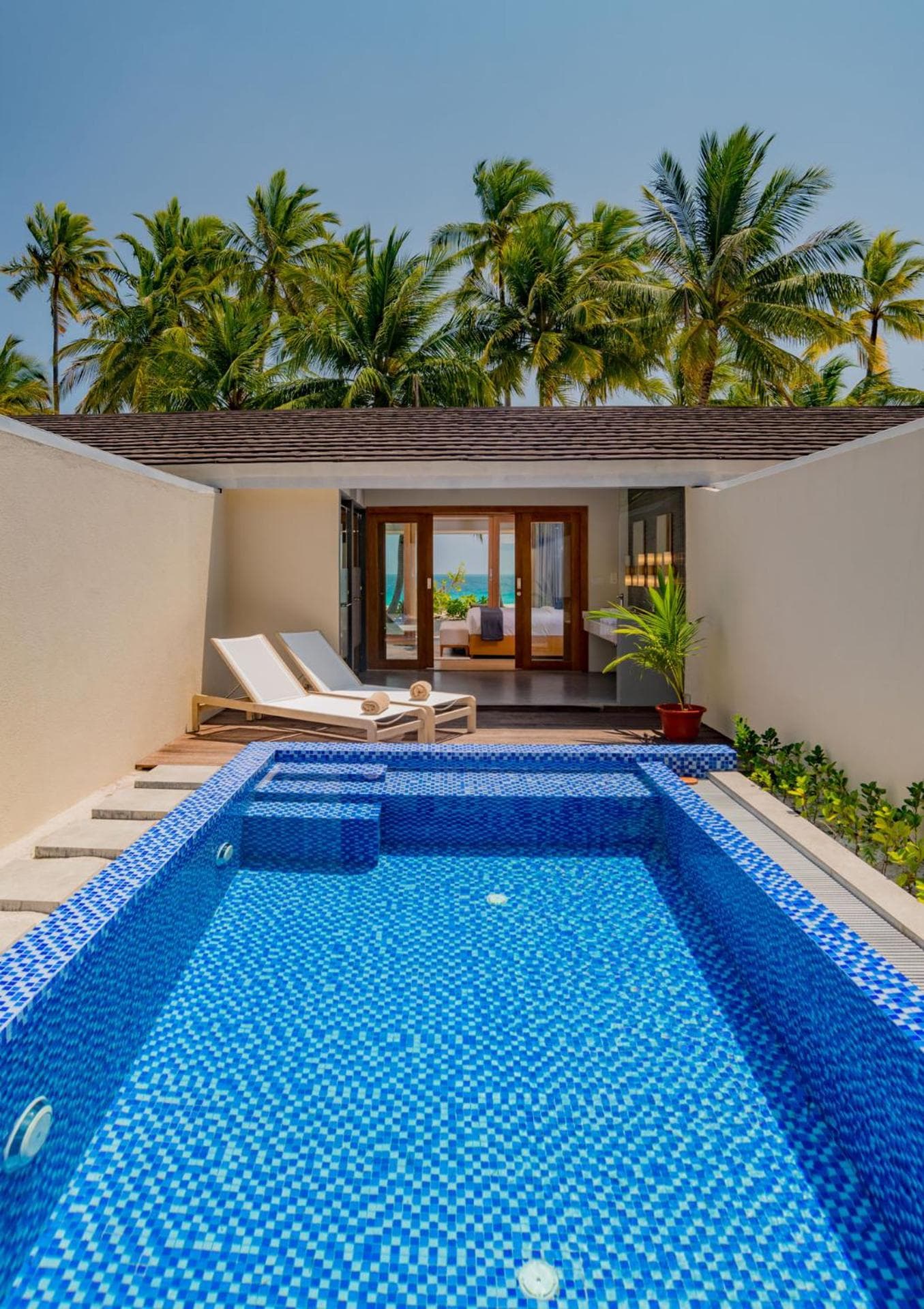 Fiyavalhu Resort Maldives - View 10