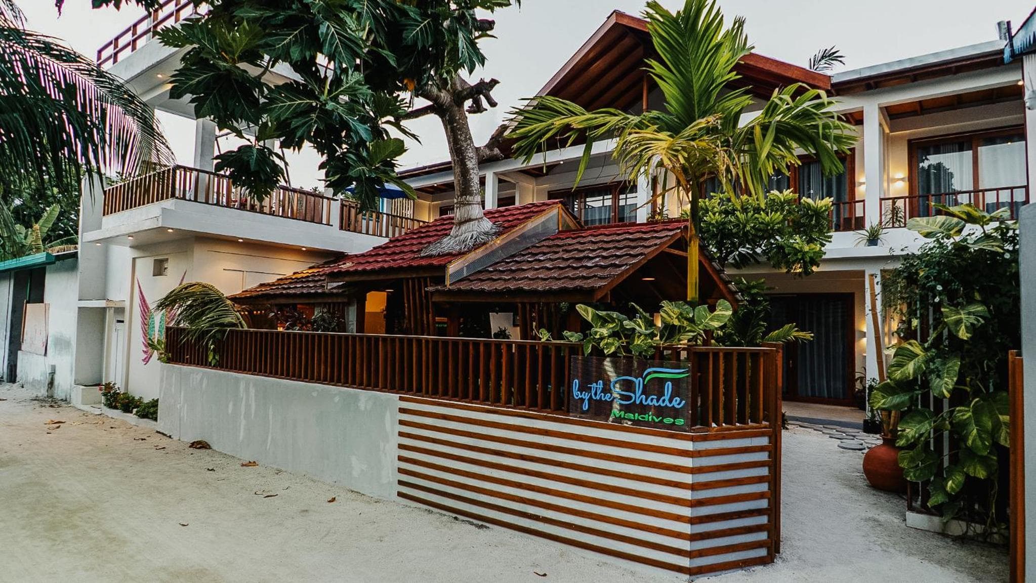 By the shade Maldives - View 47