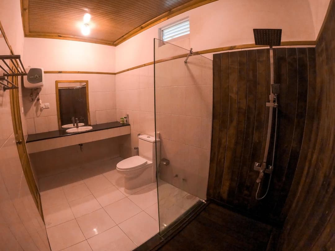 New Breeze Thoddoo Inn - View 60