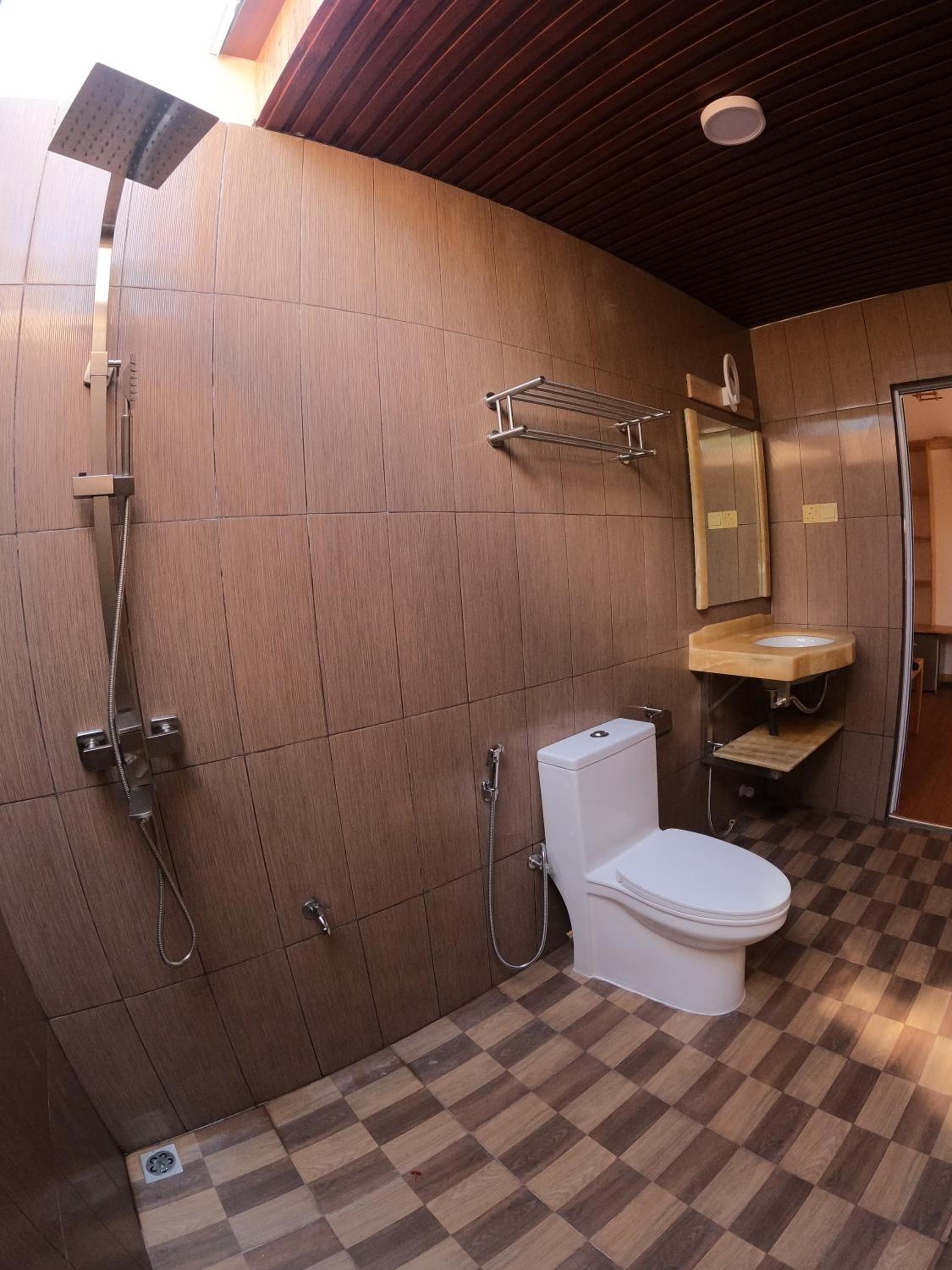 New Breeze Thoddoo Inn - View 35