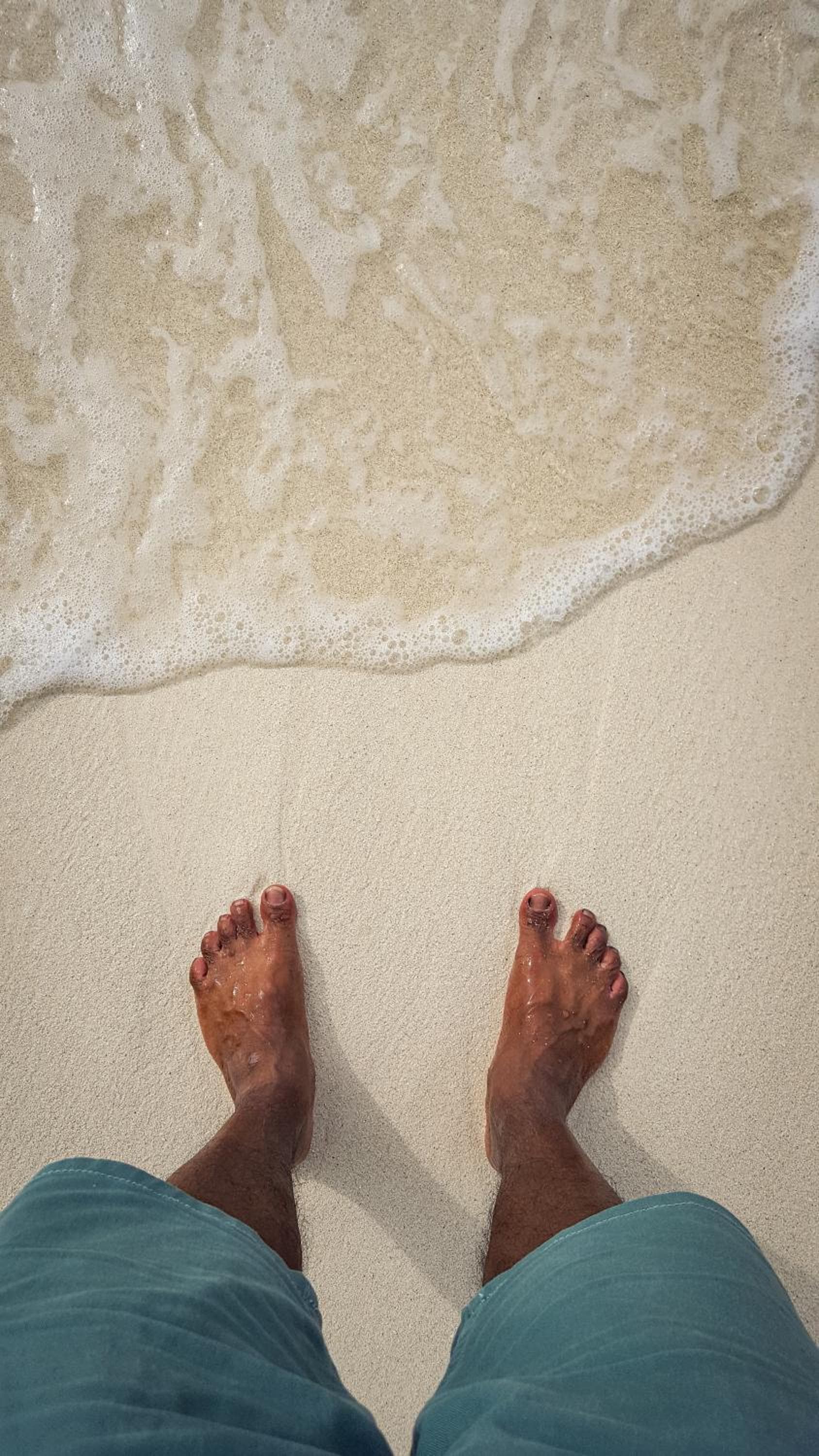 New Breeze Thoddoo Inn - View 41