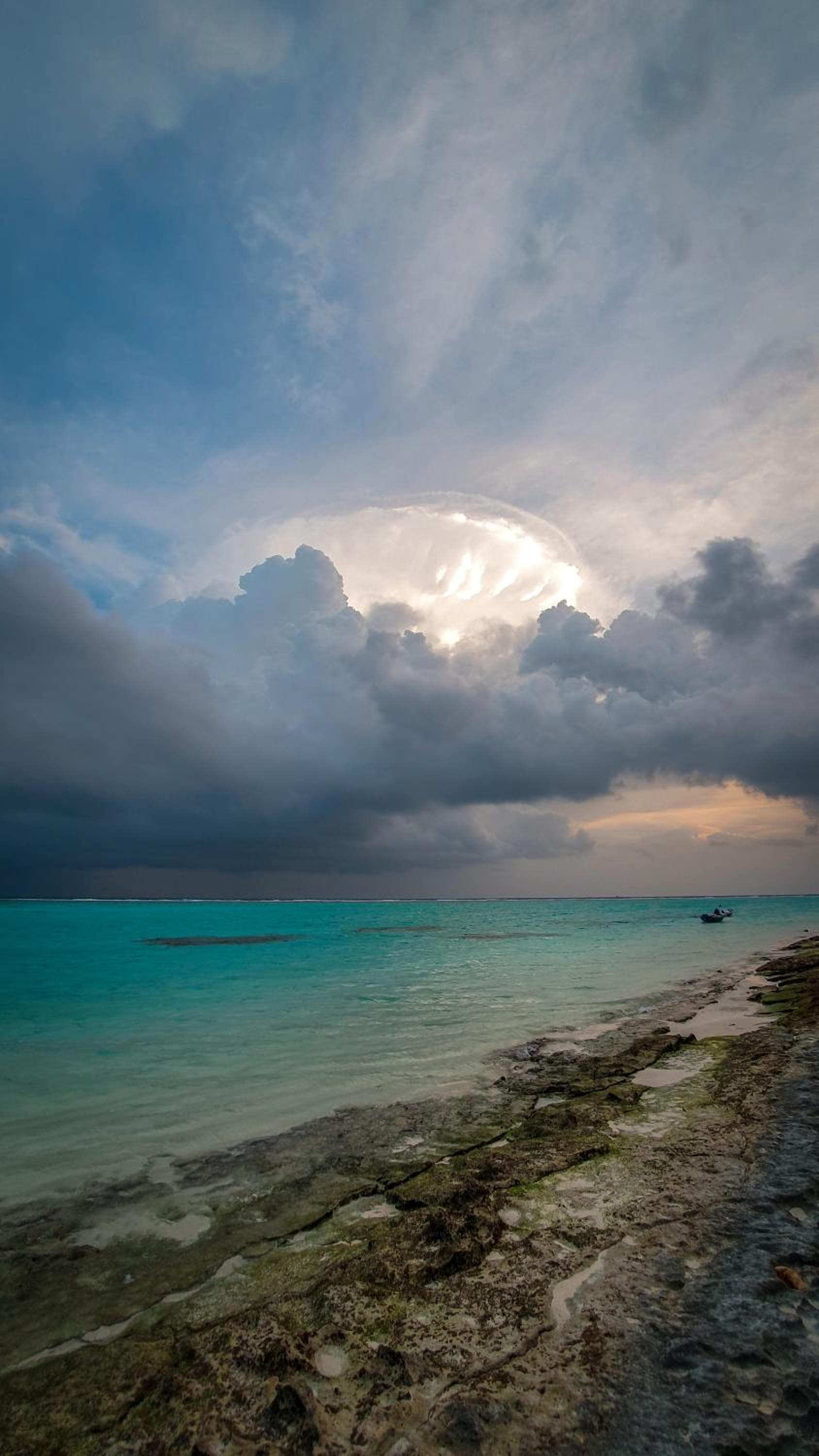 New Breeze Thoddoo Inn - View 78