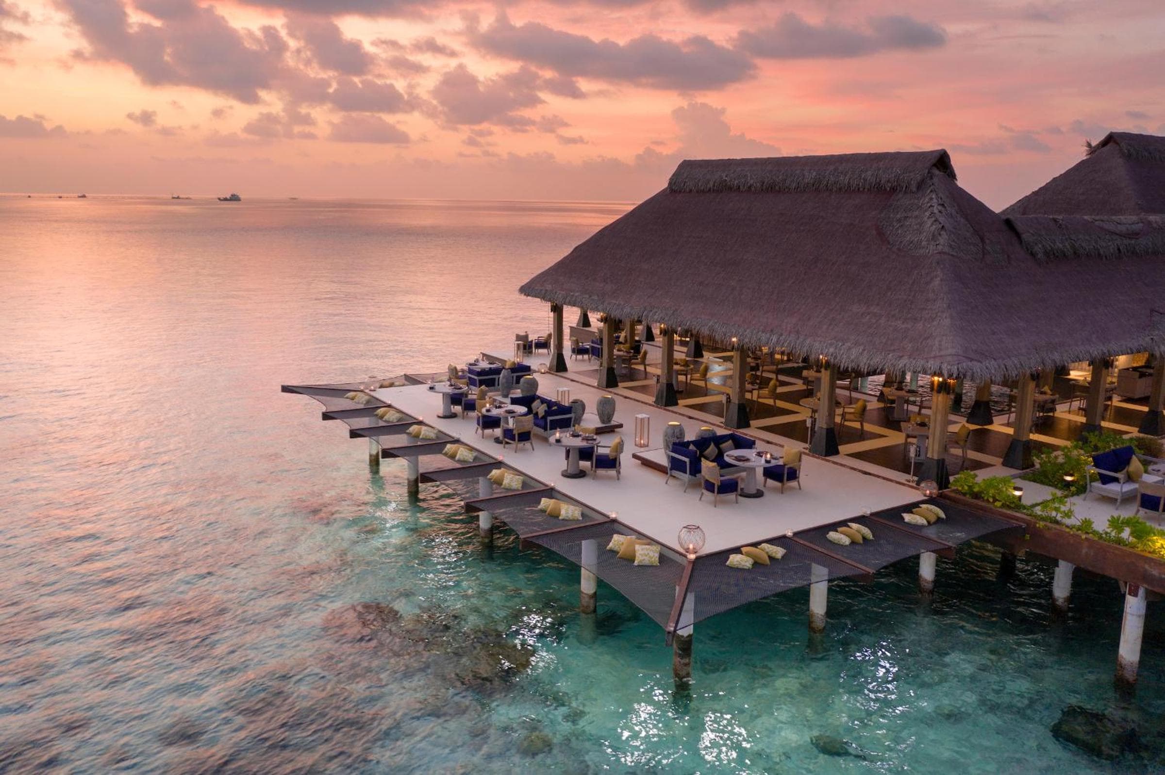 Grand Park Kodhipparu Maldives - View 7