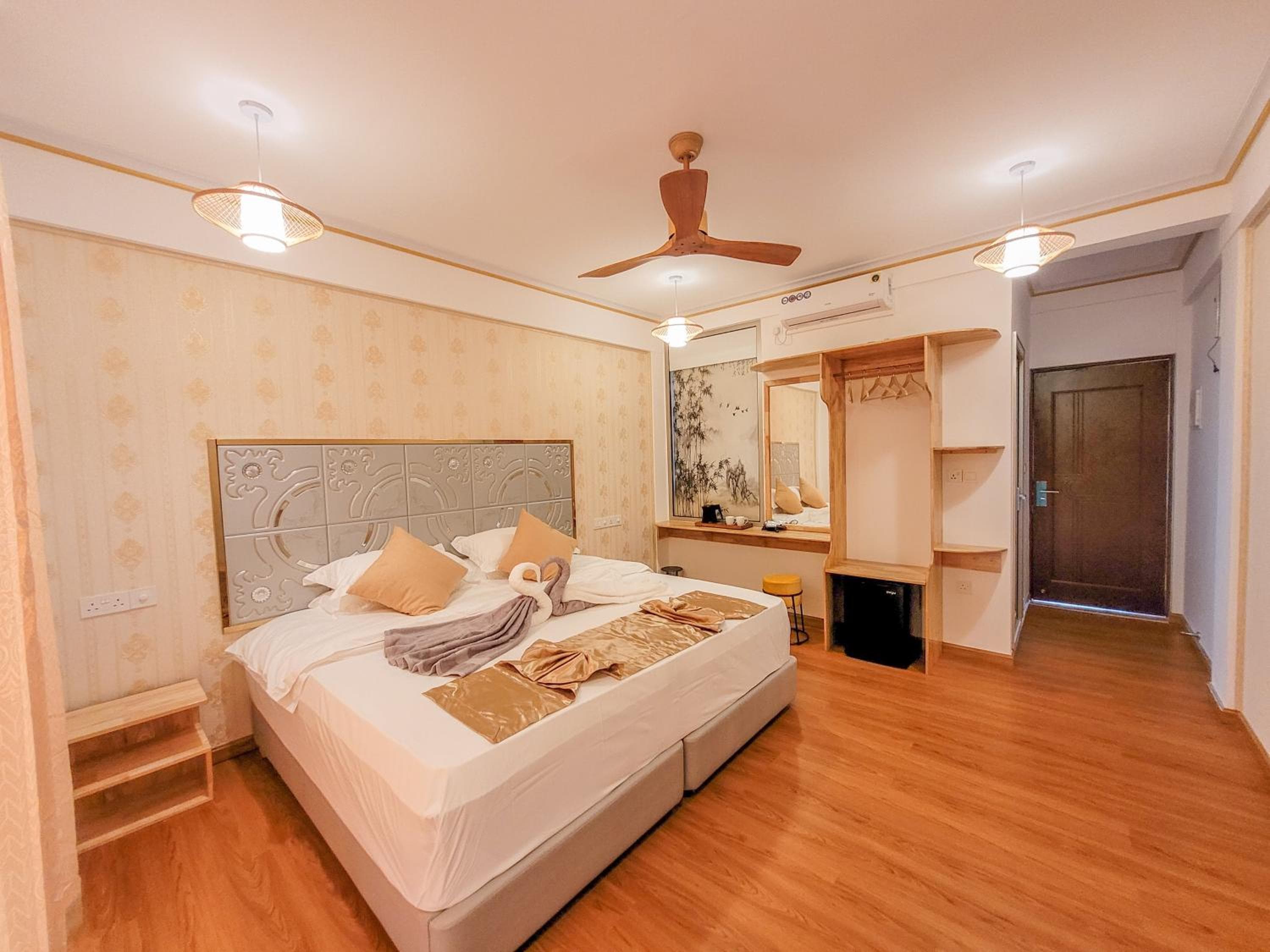 Jeym Lodge - View 11