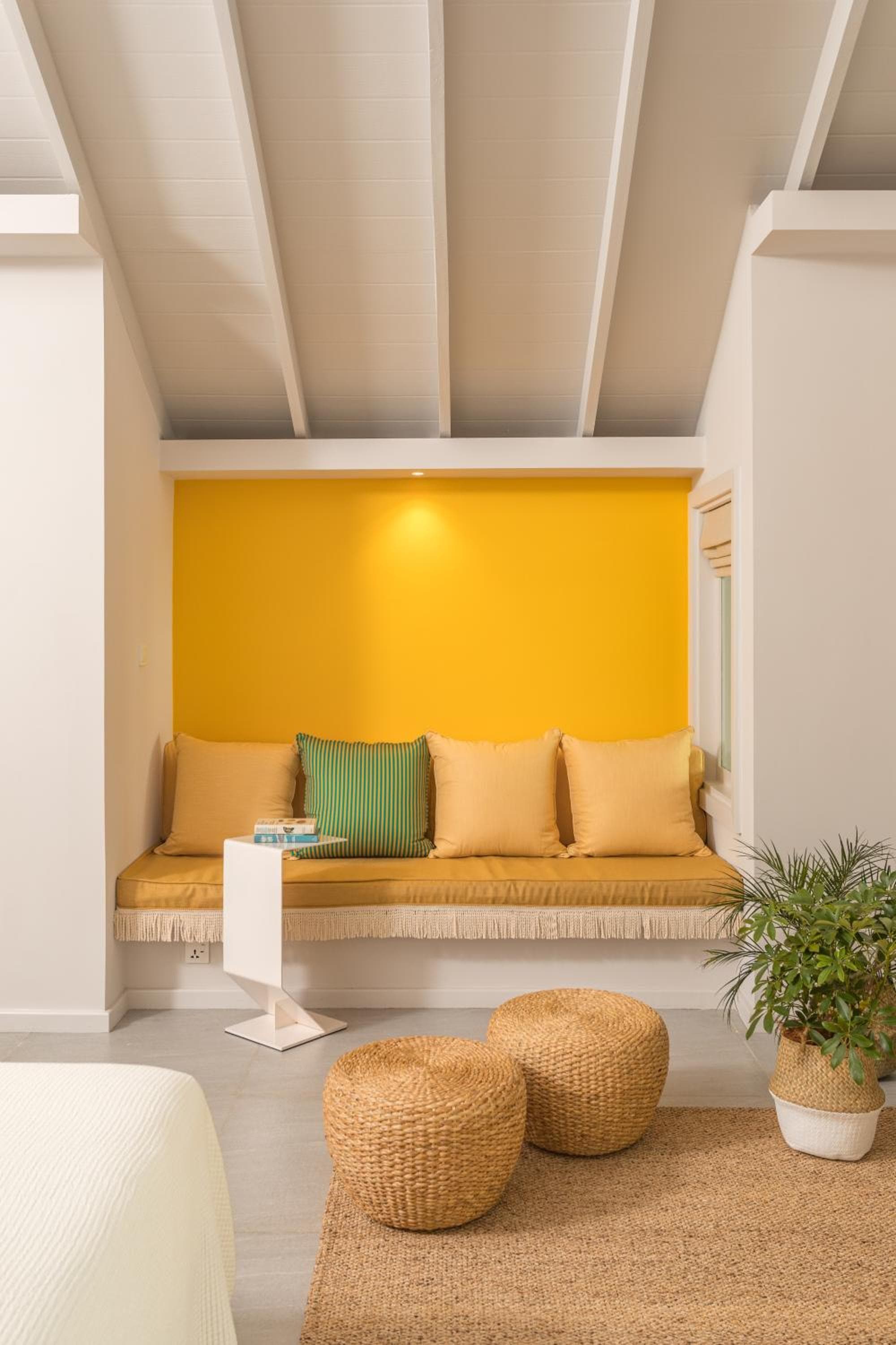 The Standard, Huruvalhi Maldives - View 135