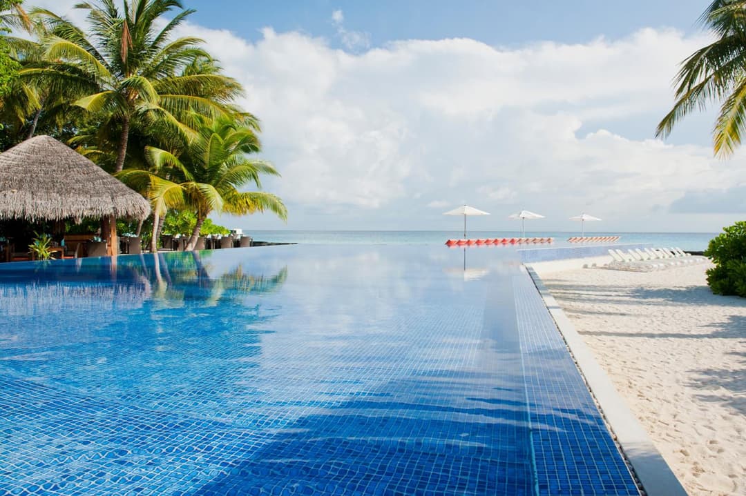 Niva Kuramathi Maldives - View 34