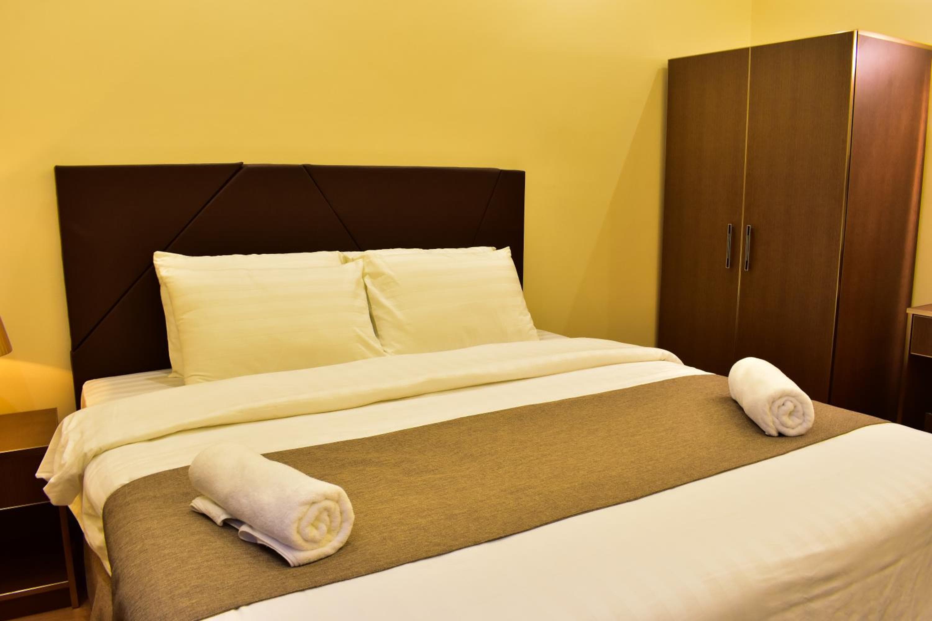 Isle Royal Inn - View 26