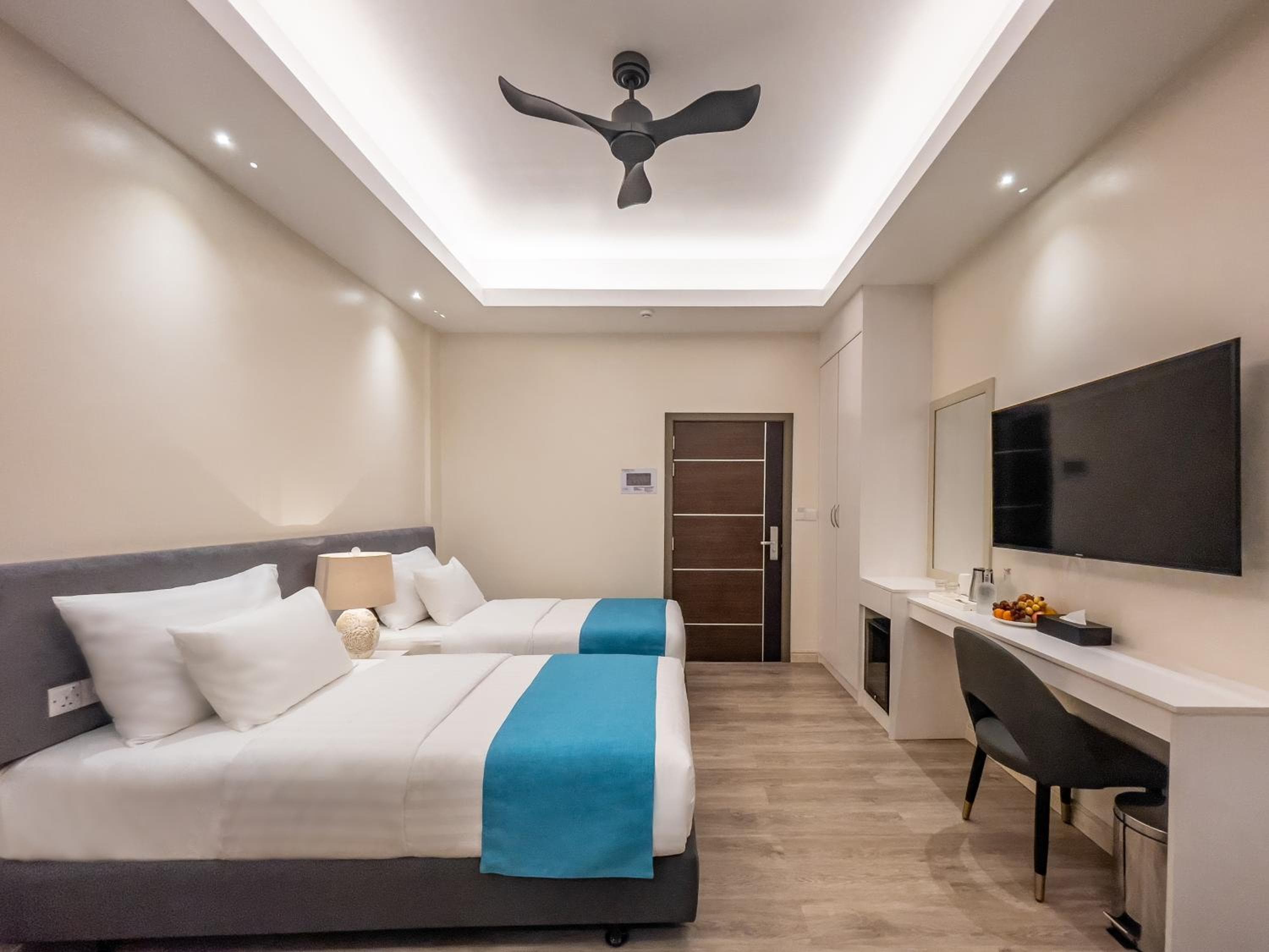 Sky Beach Maldives - Dhiffushi - View 10