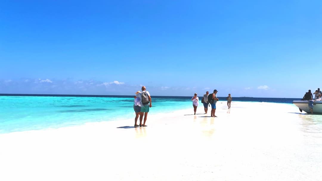By the shade Maldives - View 41