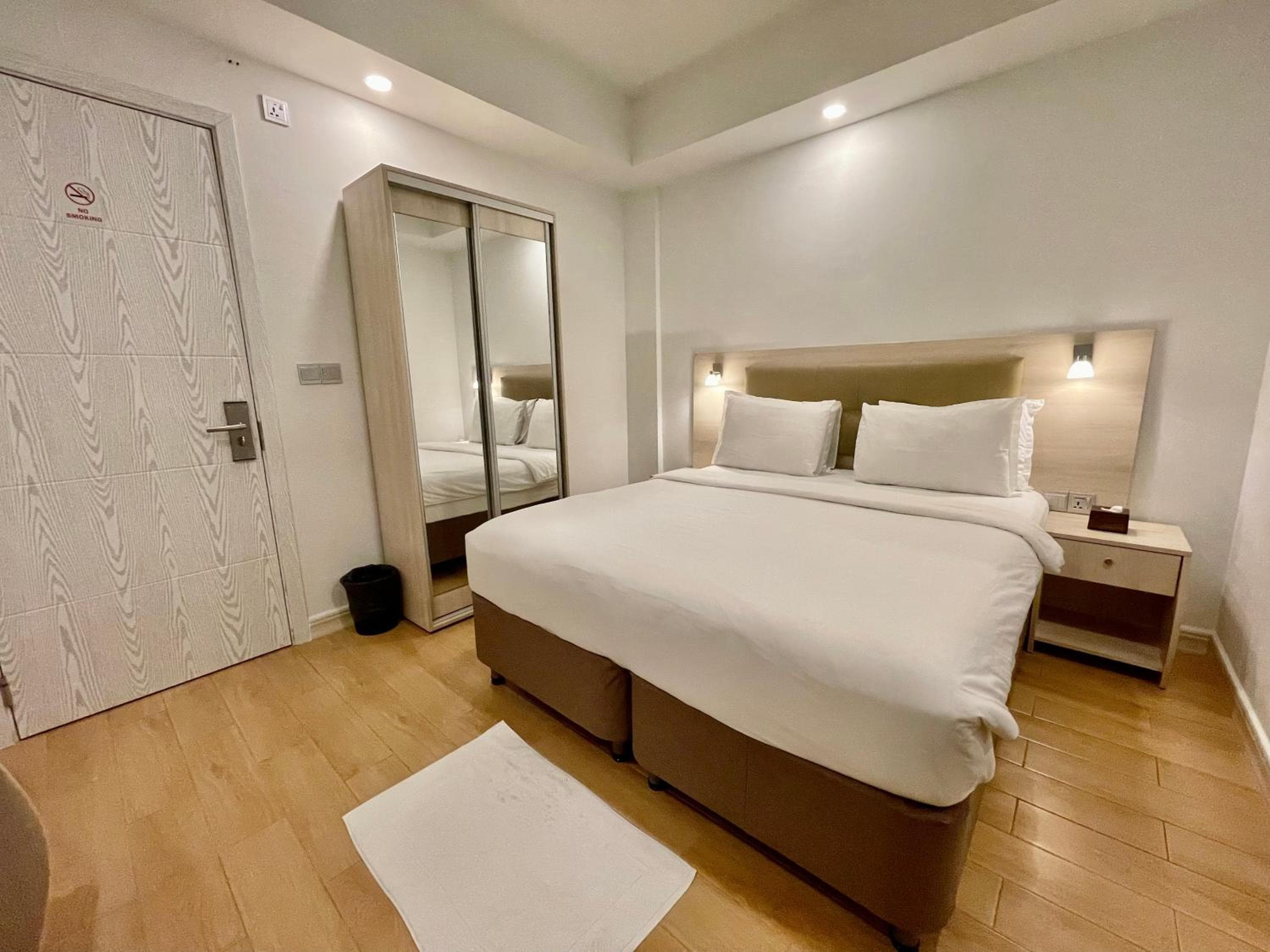 iCom Marina Sea View - View 7