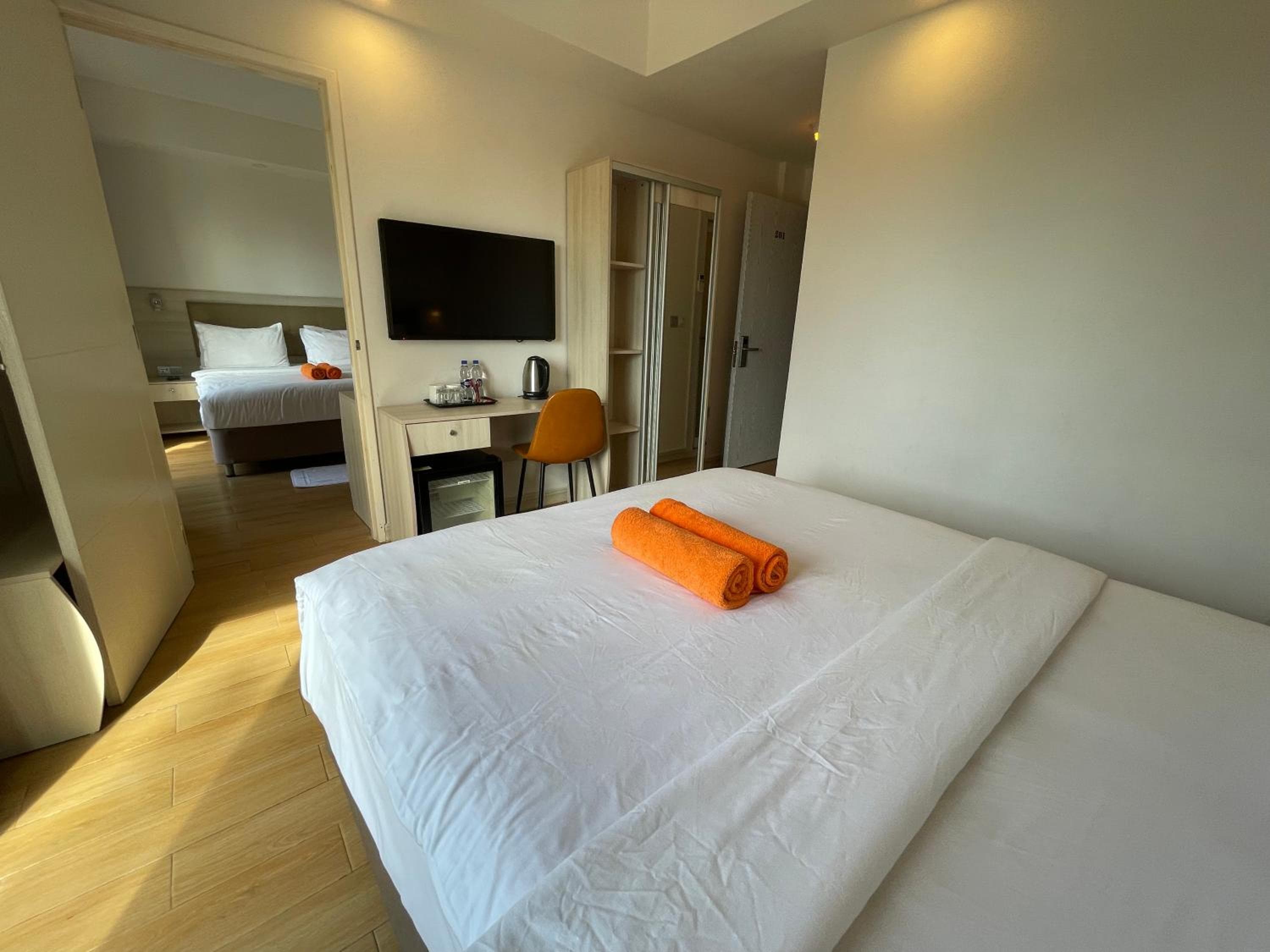 iCom Marina Sea View - View 10