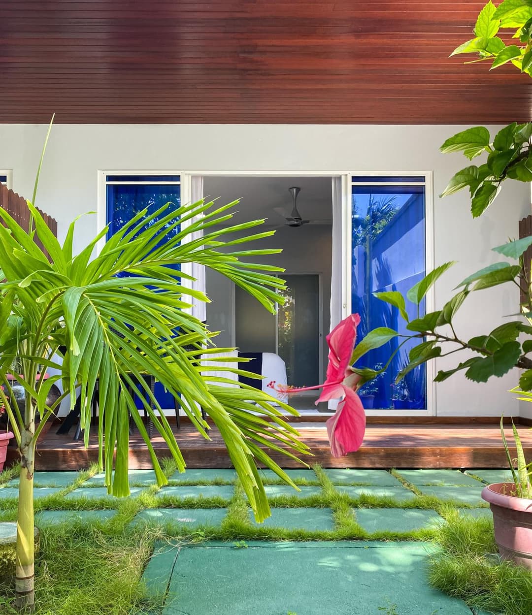Tides Dhigurah - View 19