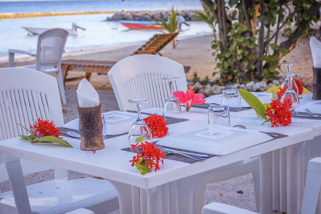 Summer Vibes Beach Front - View 10