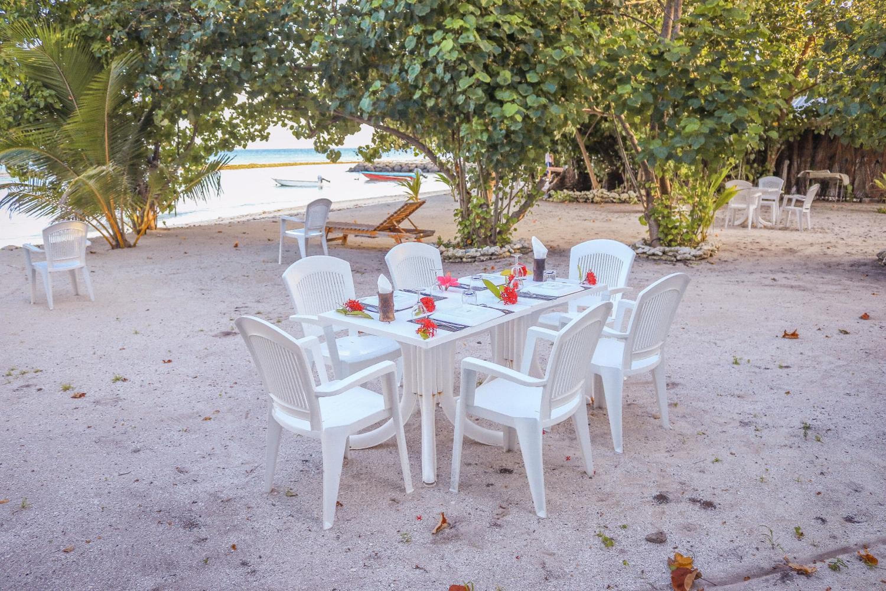 Summer Vibes Beach Front - View 90