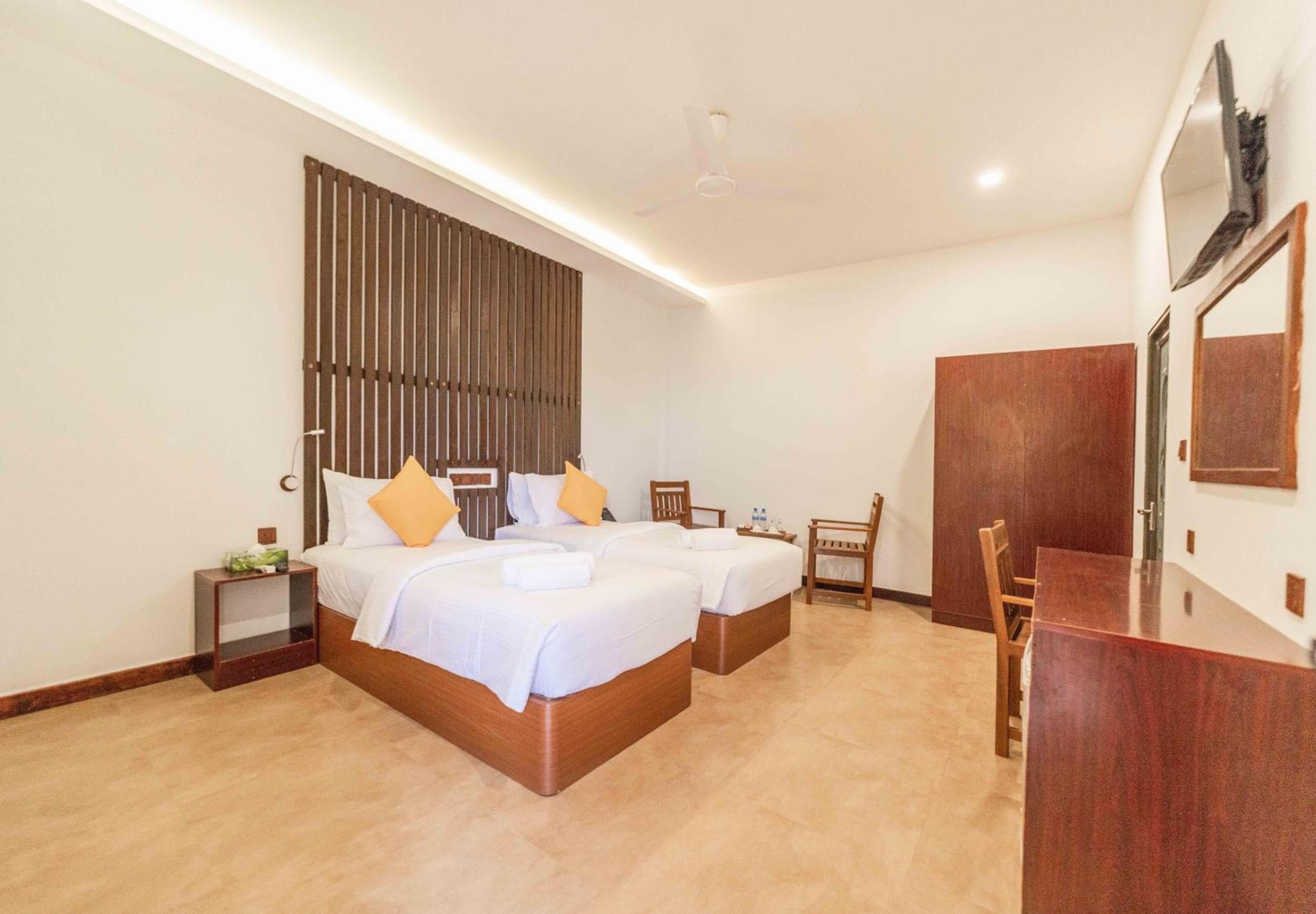 Beach Stone - View 29