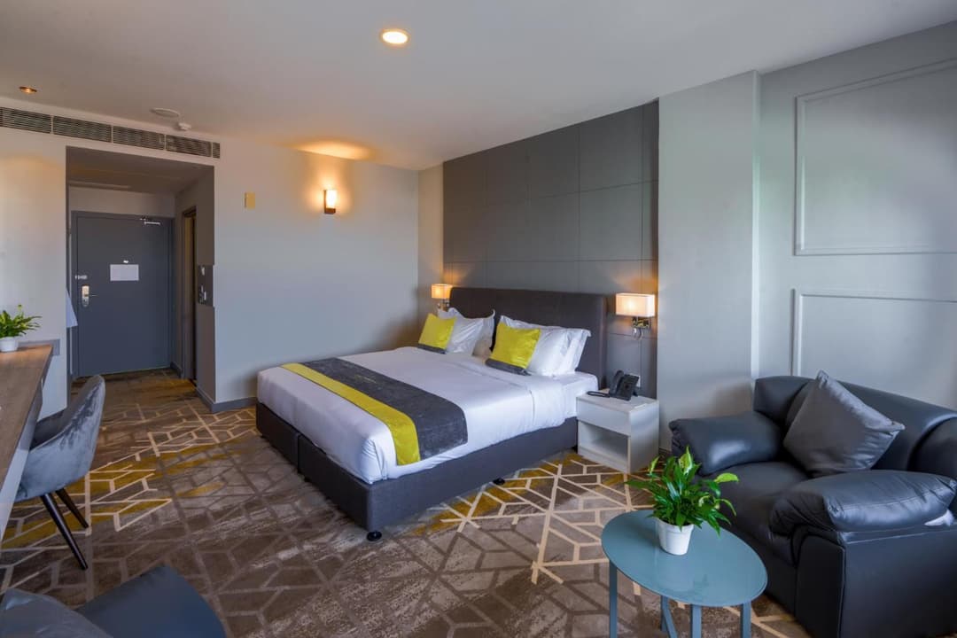 Manhattan Business Hotel, Male - View 33