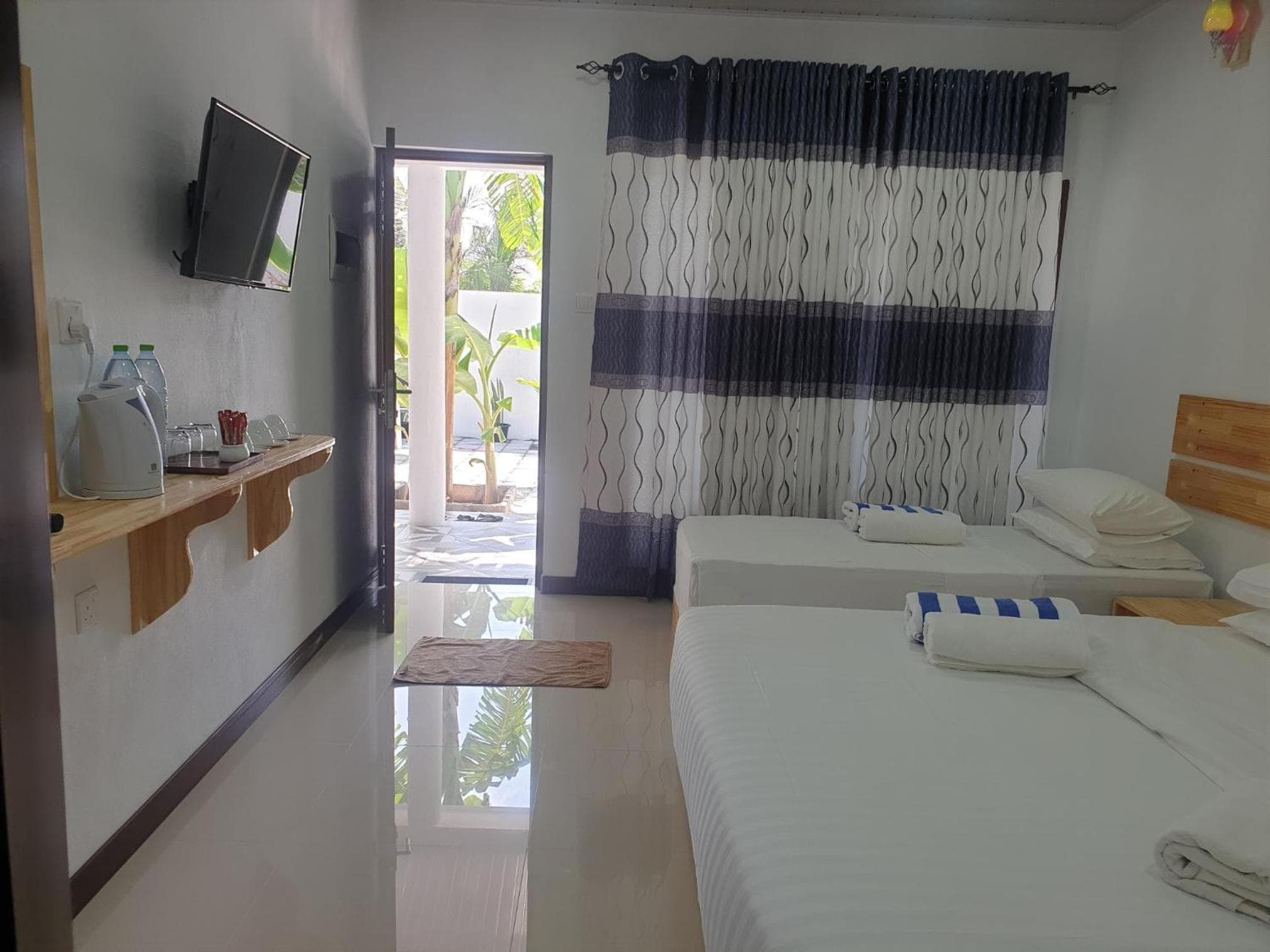 Summer Sky Thoddoo - View 60