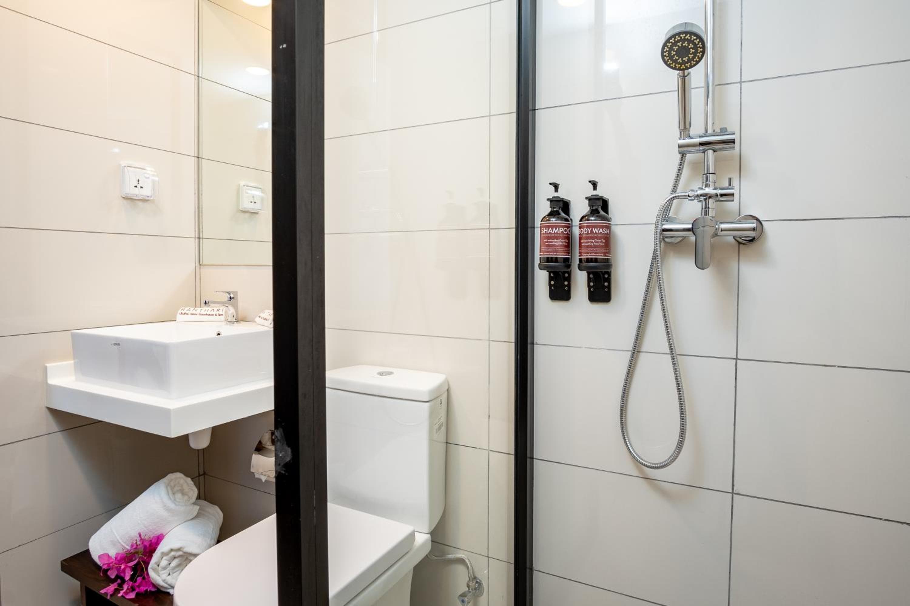 Ranthari Hotel and Spa Ukulhas Maldives - View 33