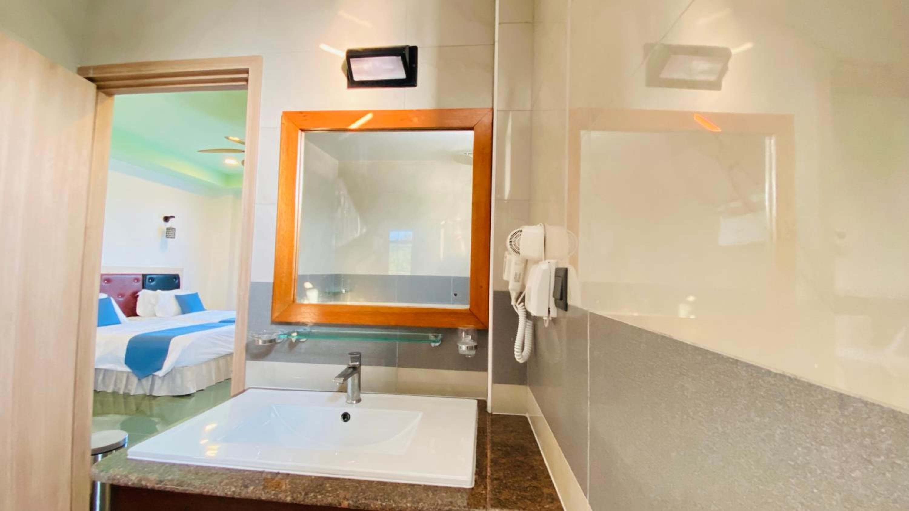 Alimas Holiday Retreat Maldives - View 67