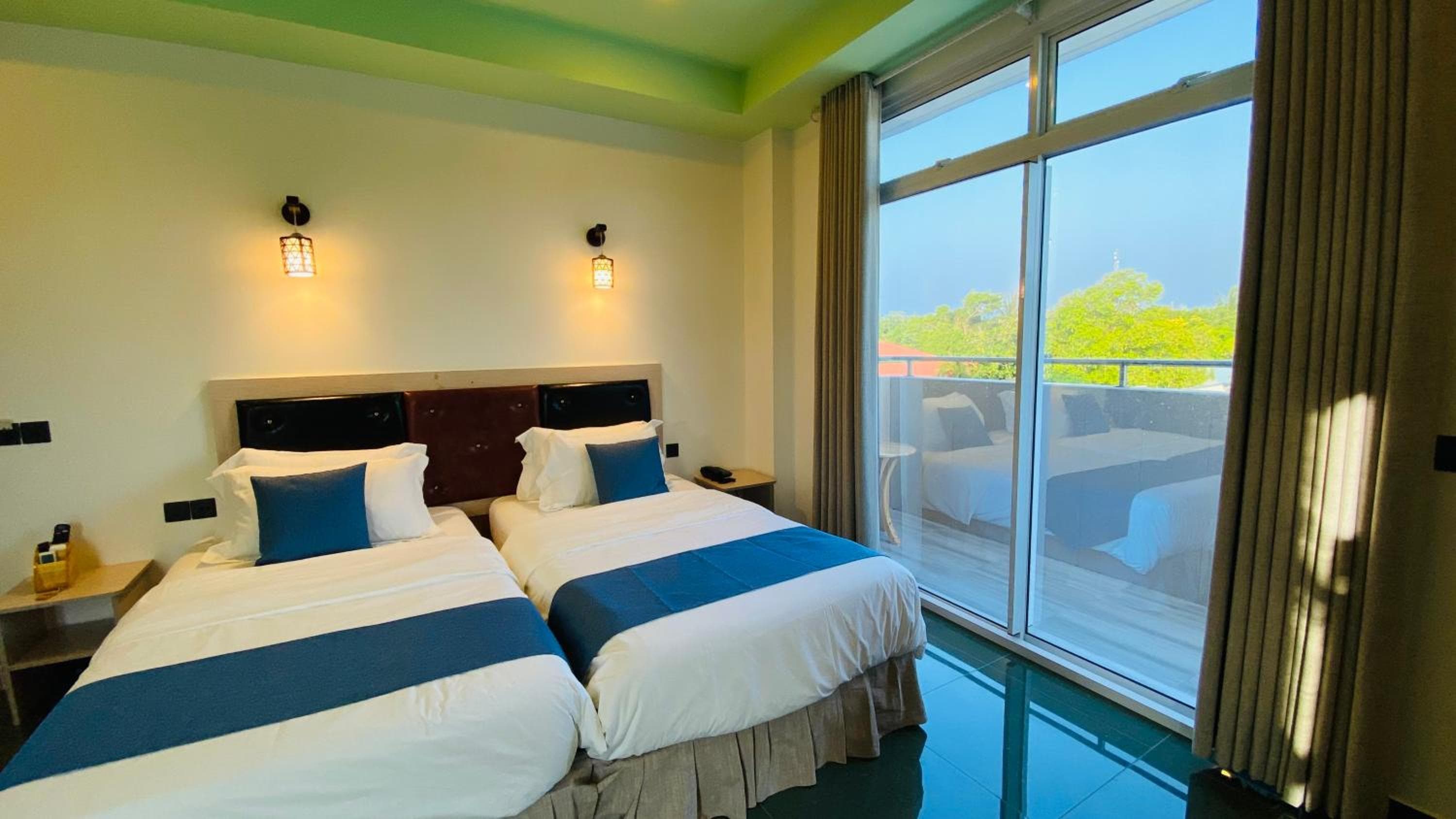 Alimas Holiday Retreat Maldives - View 39