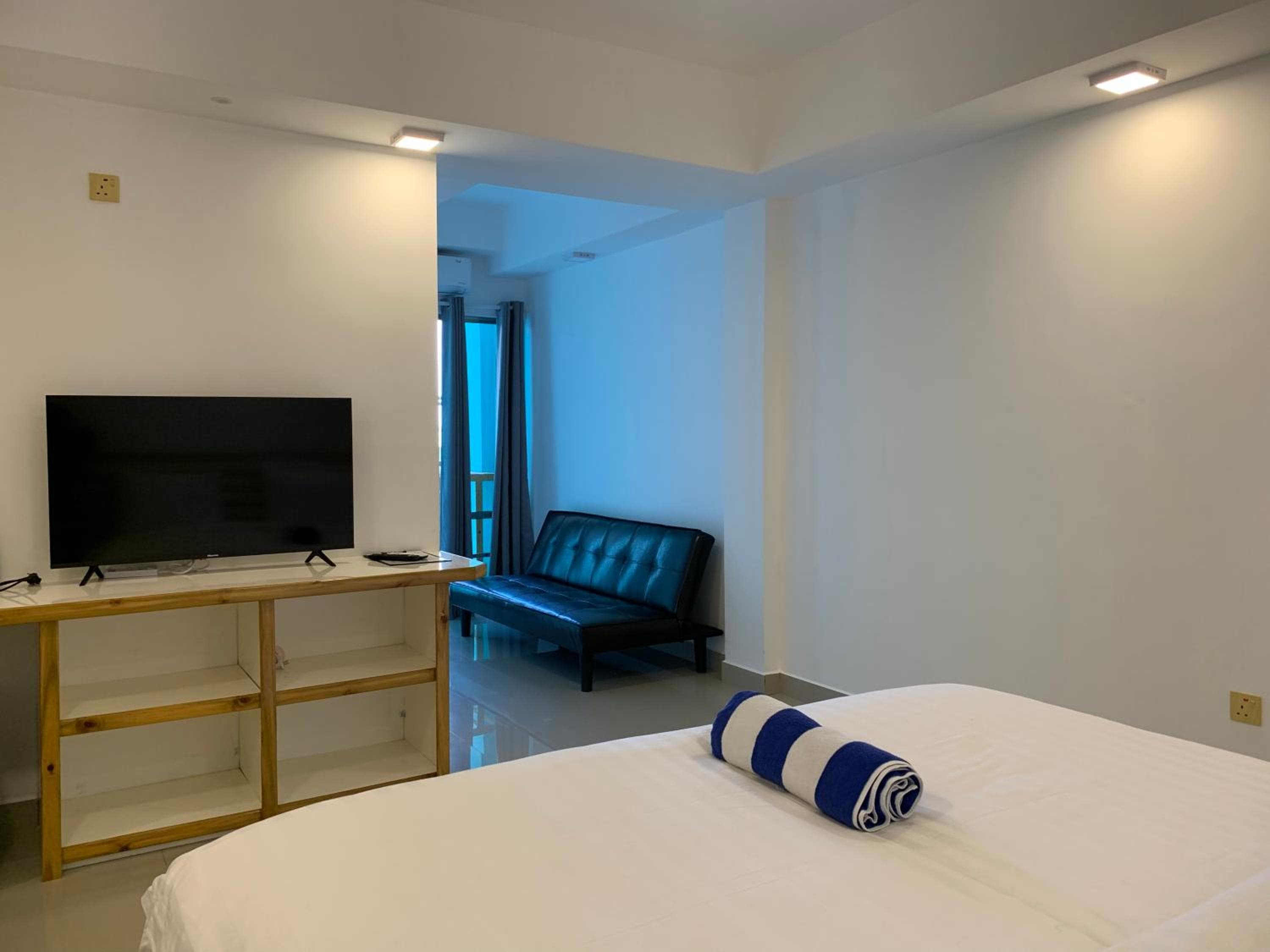 Lagoona Sunset - View 17