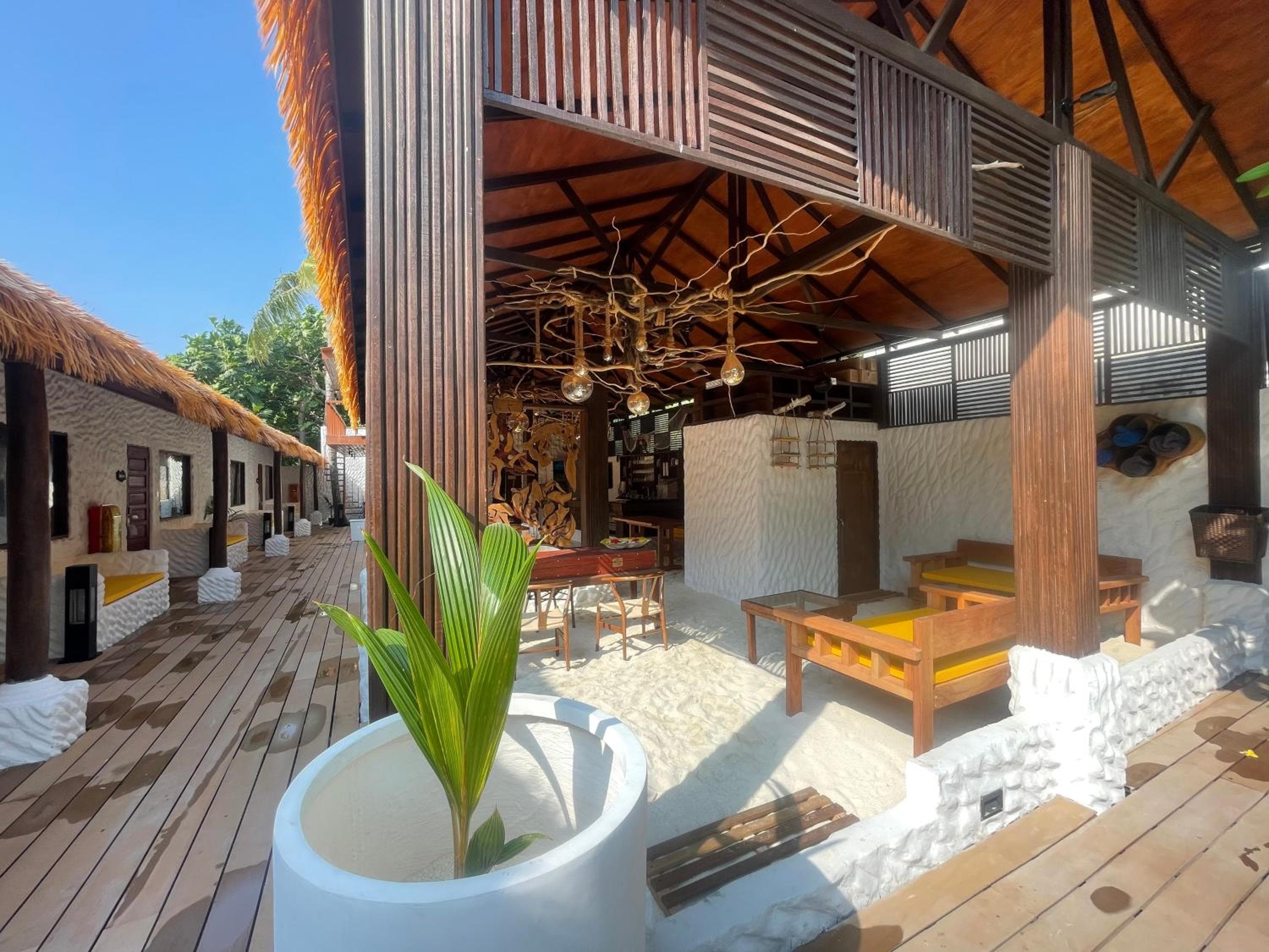 Atholhu Residence - View 35