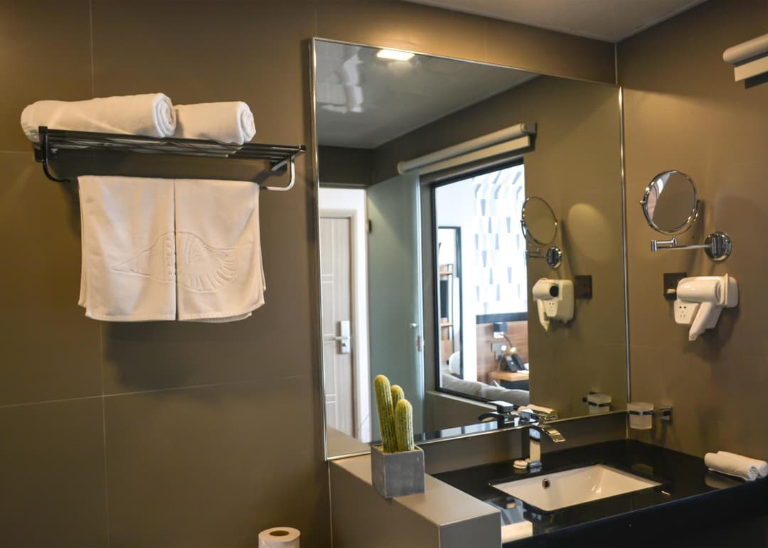 Triton Prestige Seaview and Spa - View 37