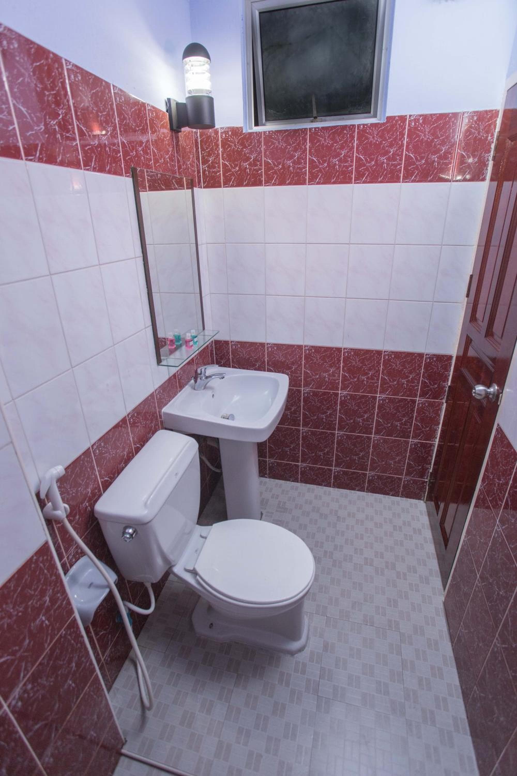 Off Day Inn - View 3