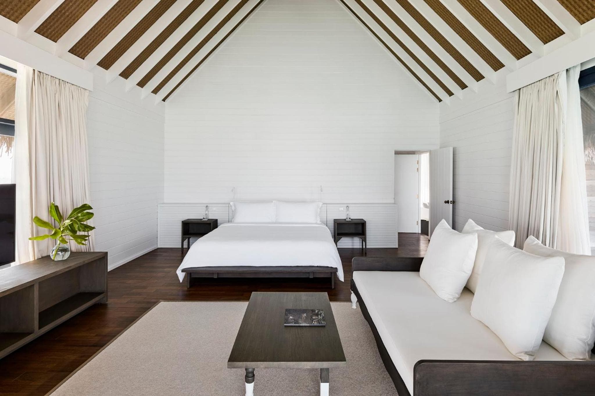 COMO Cocoa Island - Partner Travels FREE for 7 Nights or More - View 40