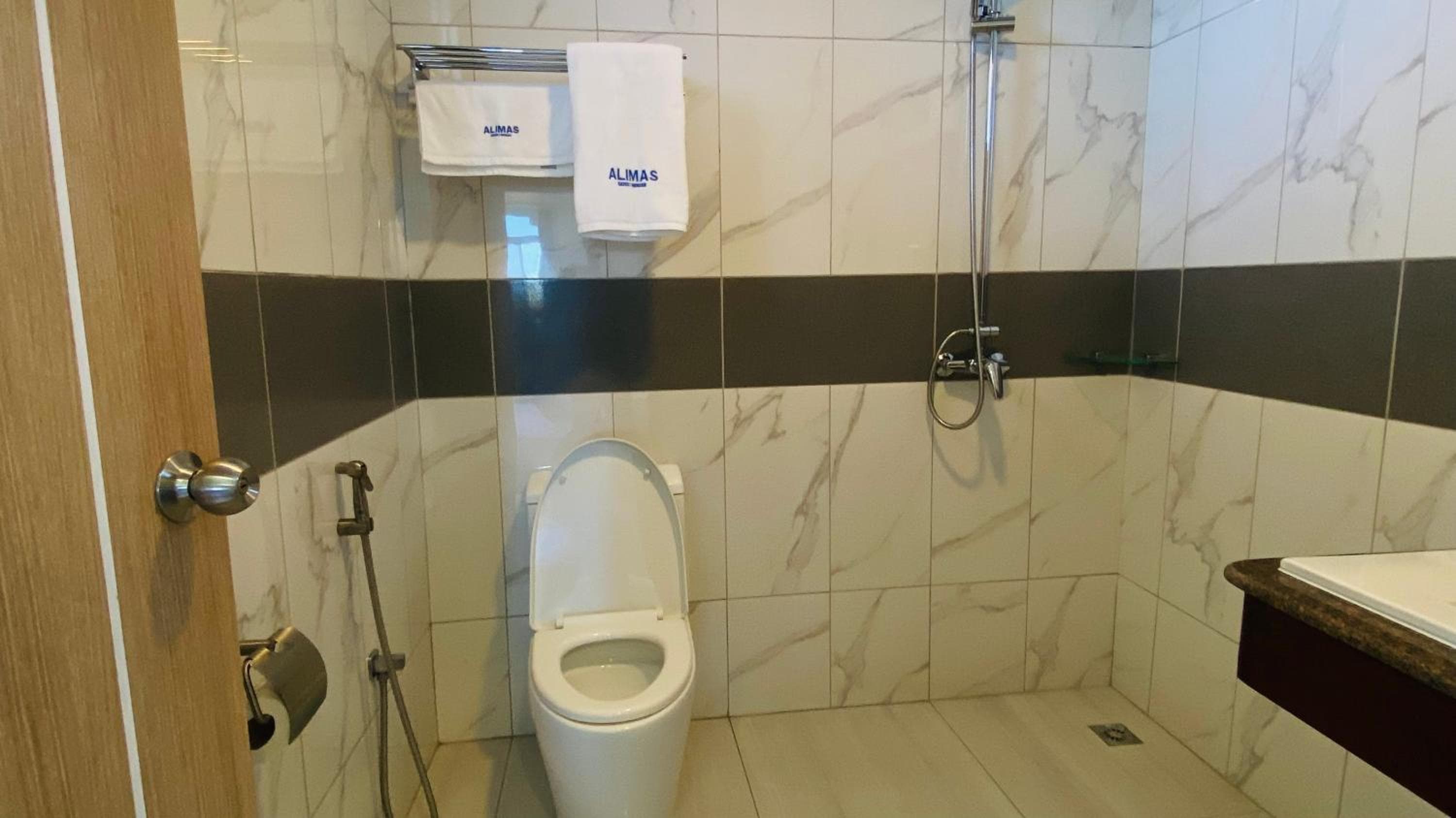 Alimas Holiday Retreat Maldives - View 38