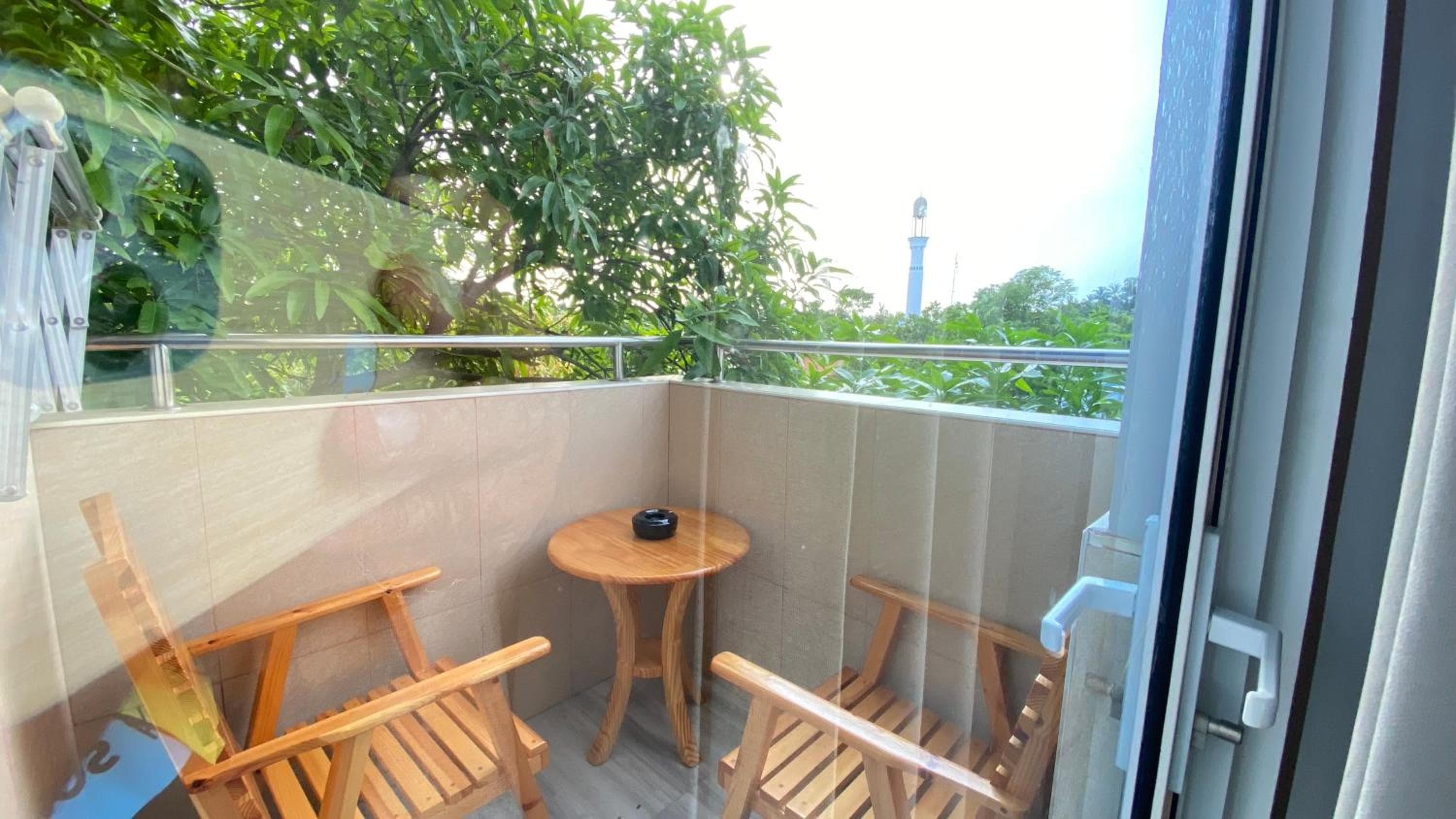 Alimas Holiday Retreat Maldives - View 31